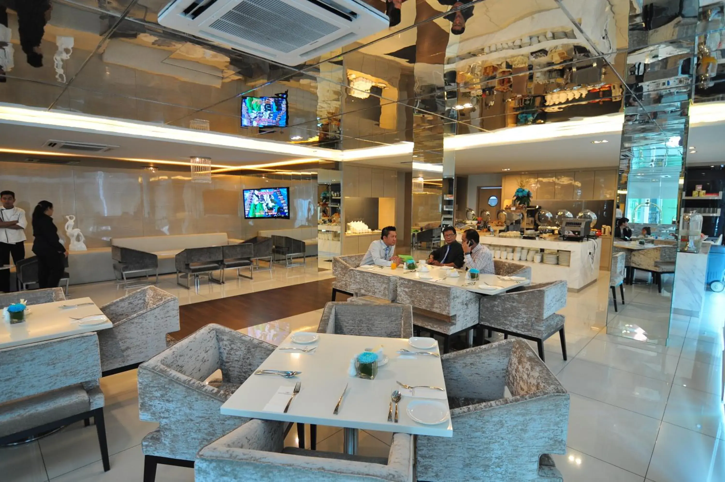 Restaurant/places to eat in Damas Suites & Residences Kuala Lumpur Restaurant/places to eat in Damas Suites & Residences Kuala Lumpur