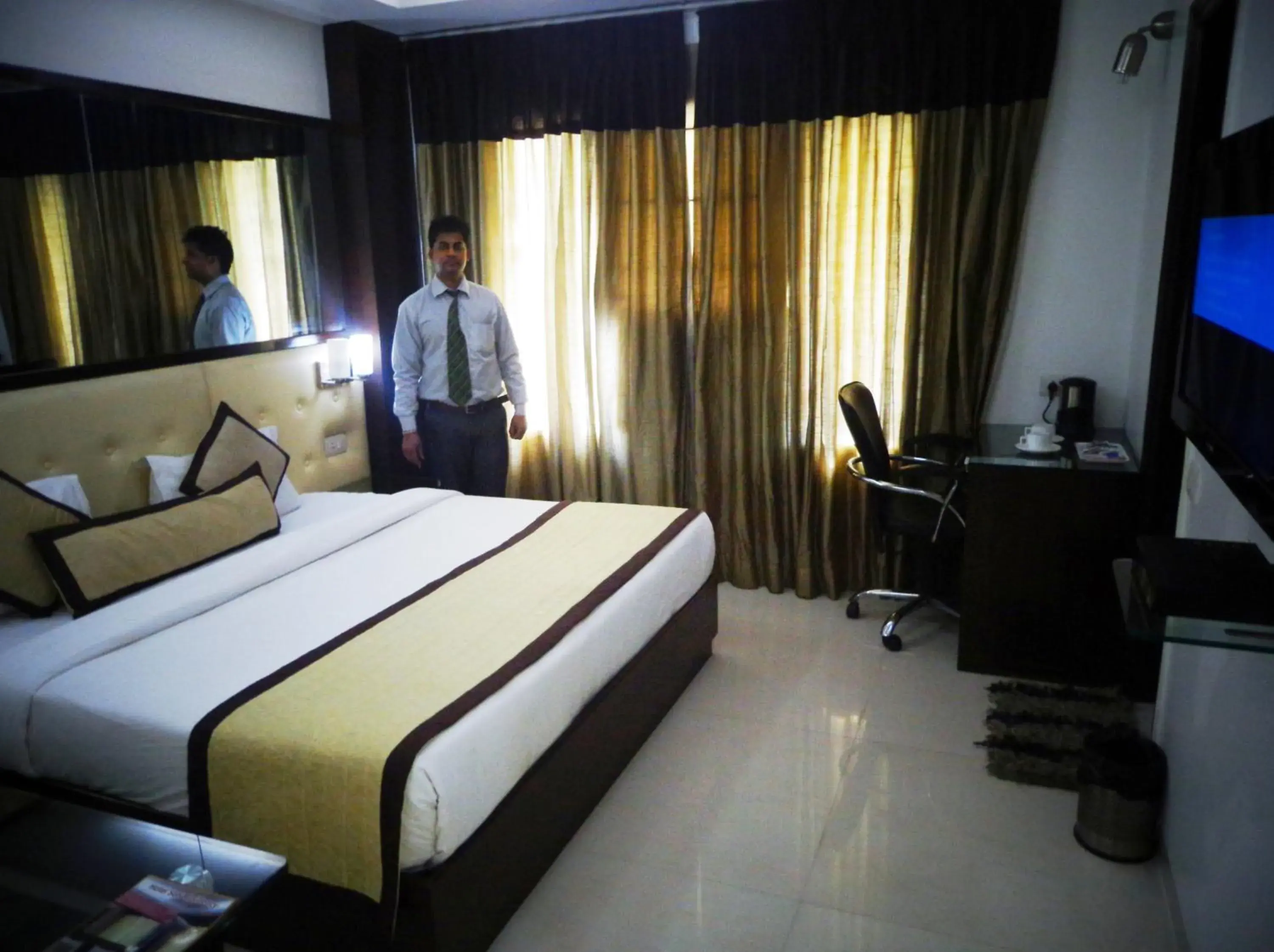 Bedroom, Bed in Sohi Residency