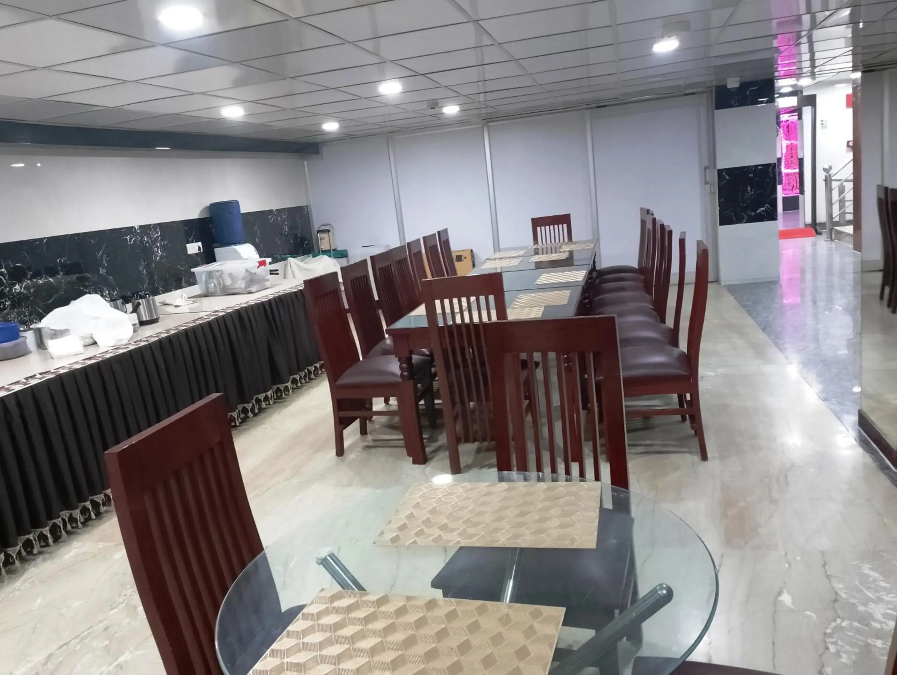 Restaurant/Places to Eat in Sohi Residency