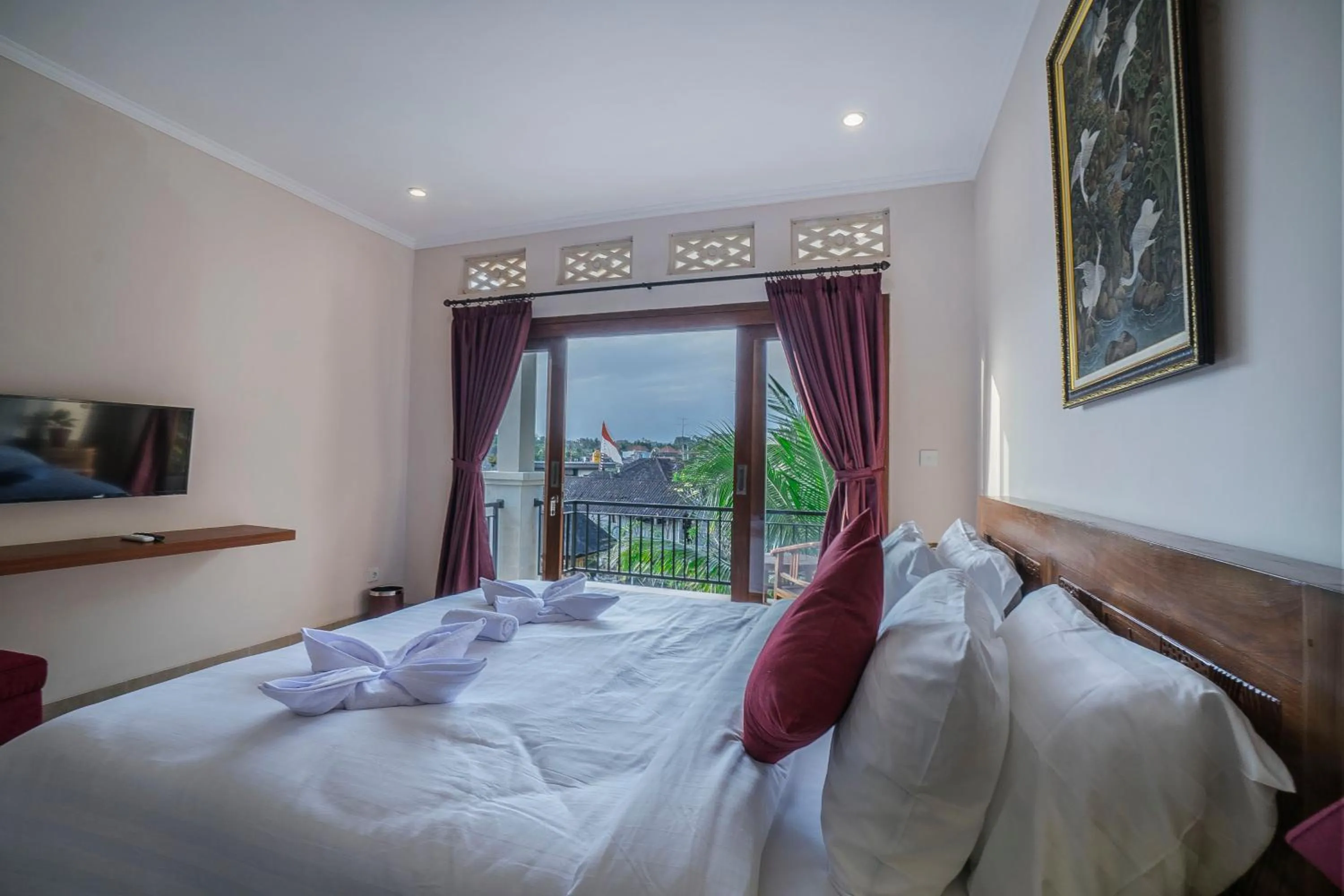 Photo of the whole room, Bed in Jero Griya Ubud