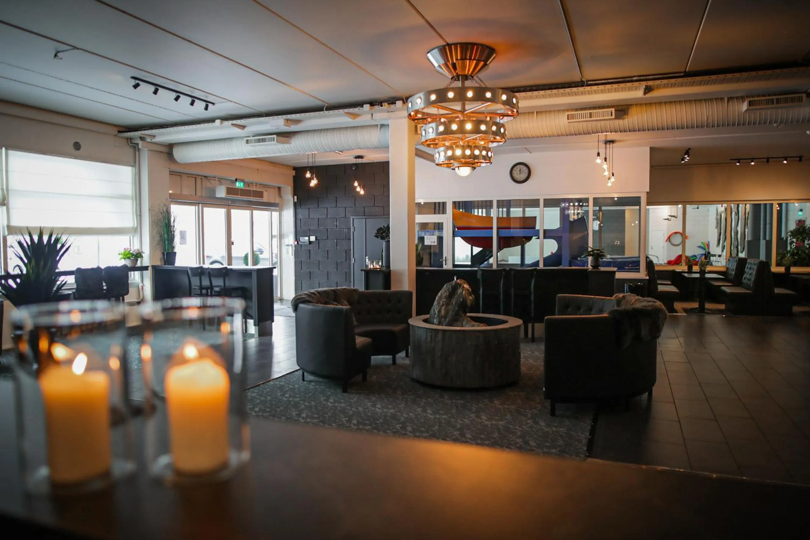 Lobby or reception in Vesterland Feriepark Hytter, hotell og leikeland