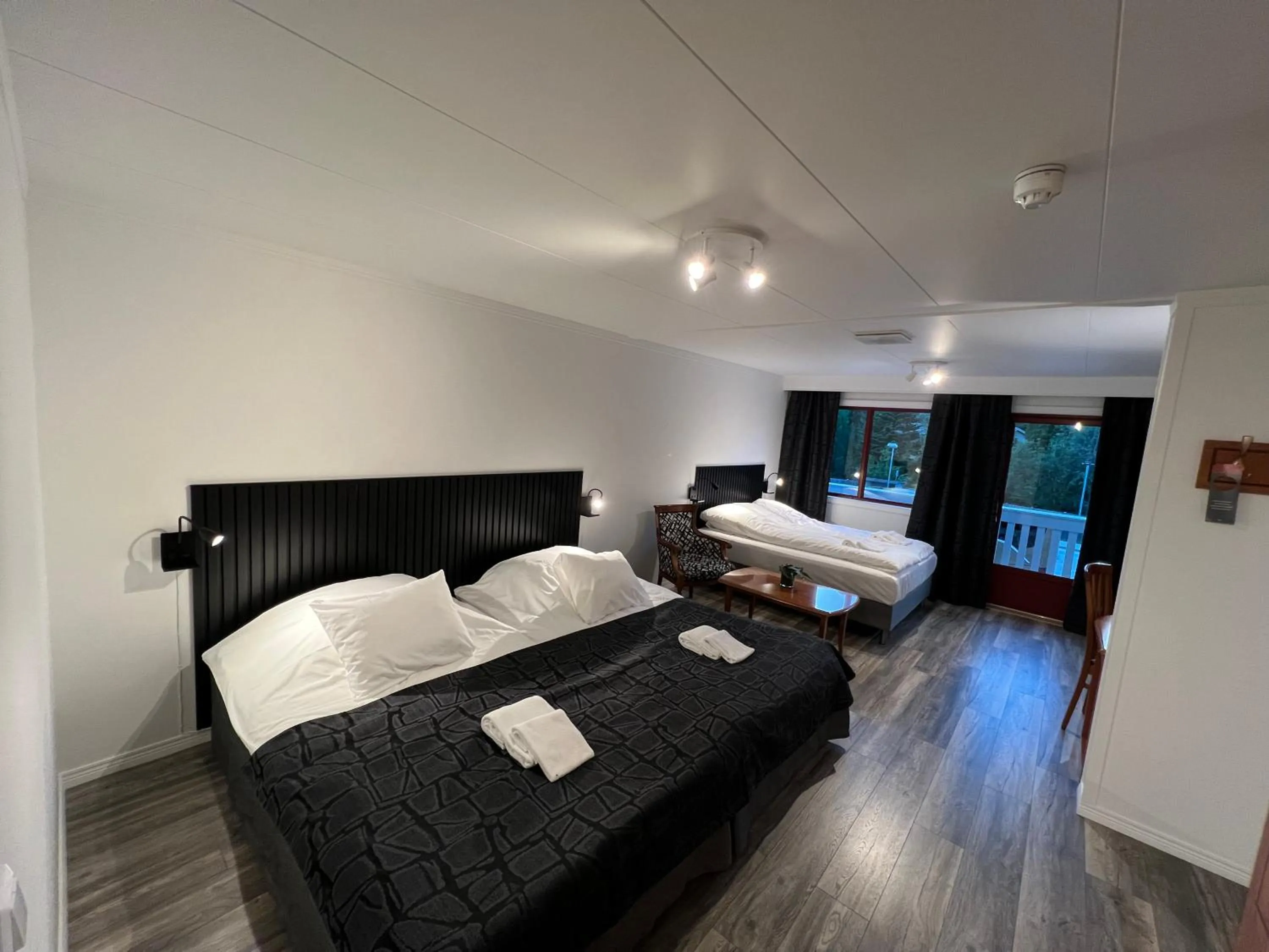 Photo of the whole room, Bed in Vesterland Feriepark Hytter, hotell og leikeland