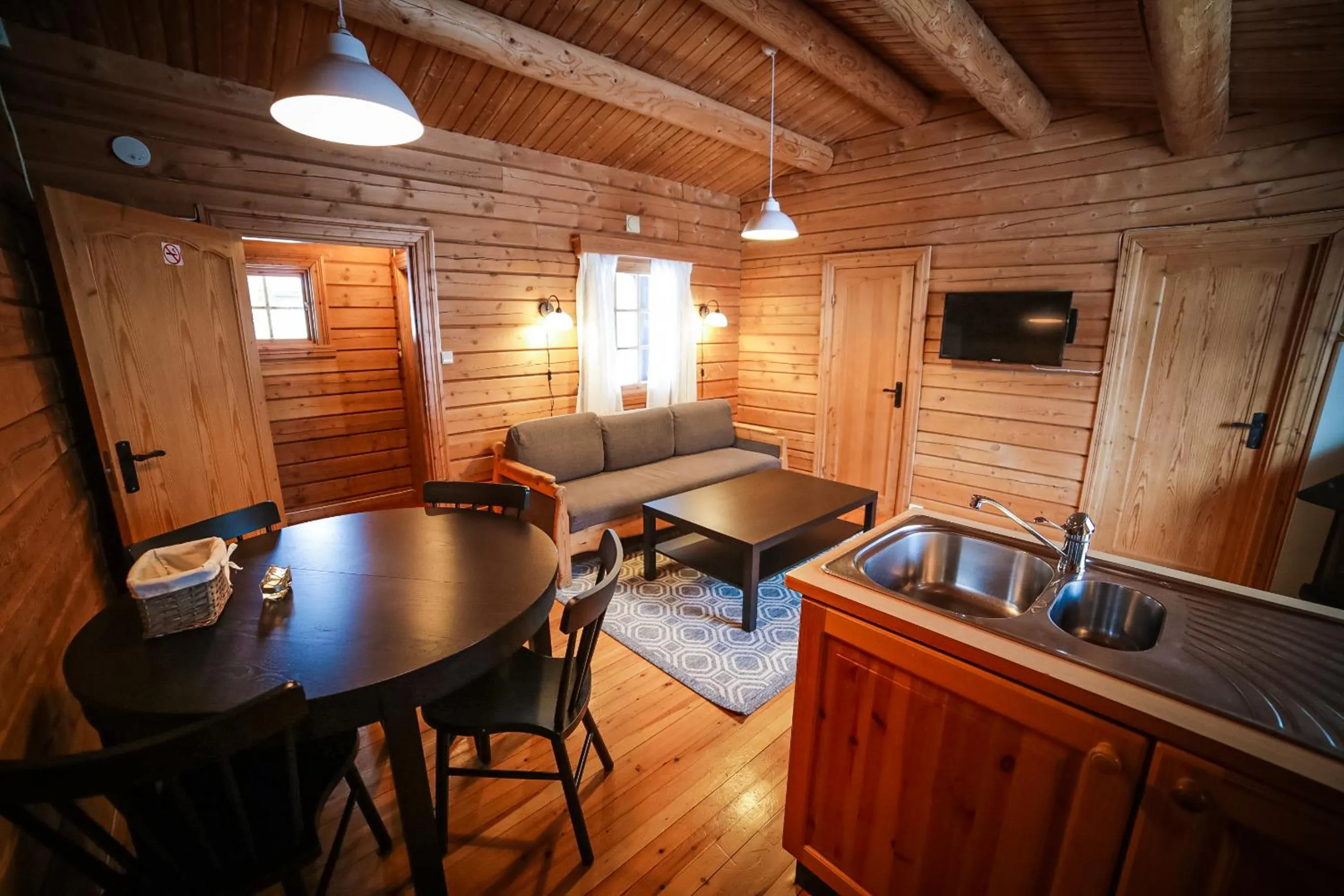 Dining area in Vesterland Feriepark Hytter, hotell og leikeland