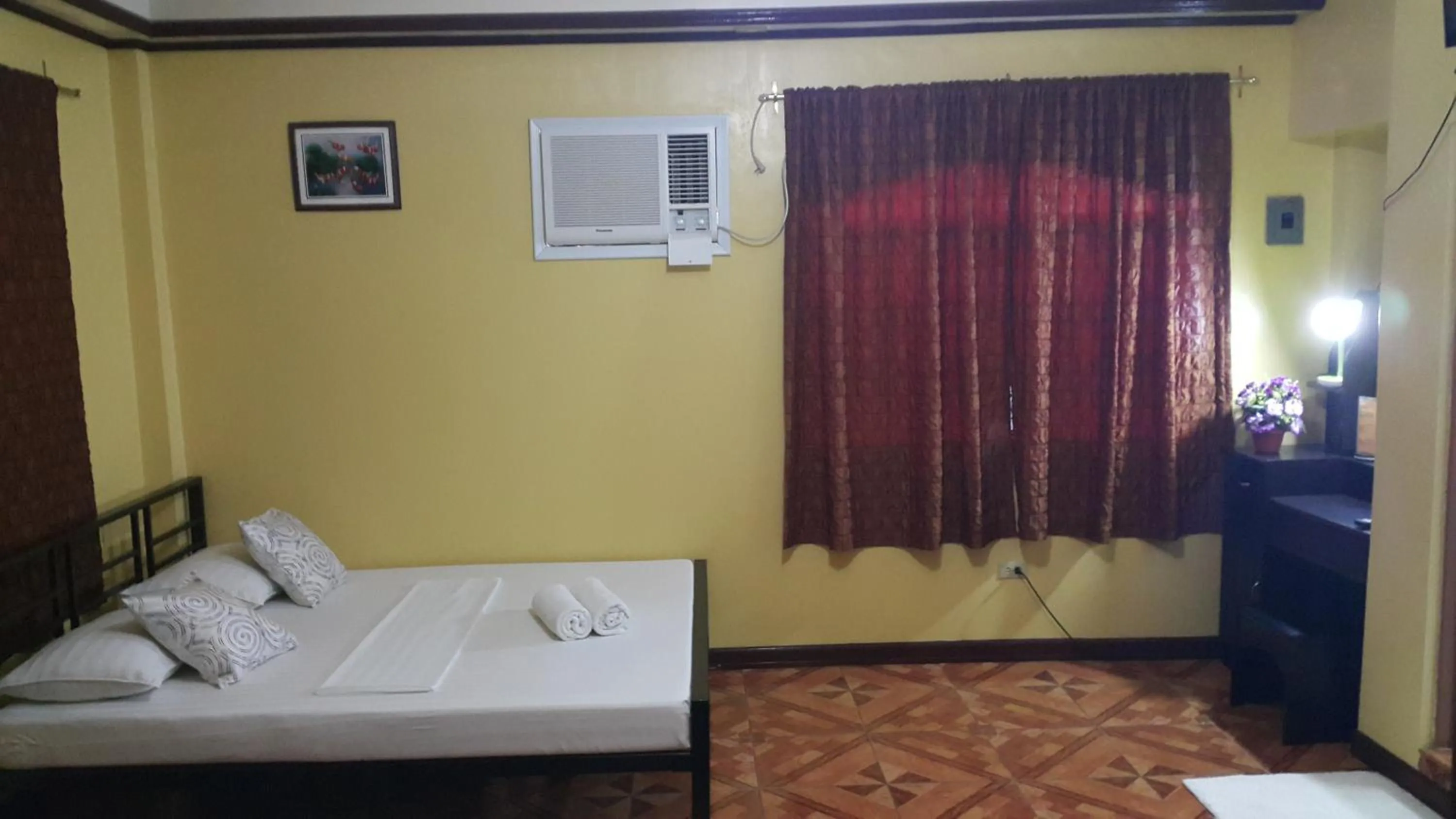 Bed in Carribean Transient House