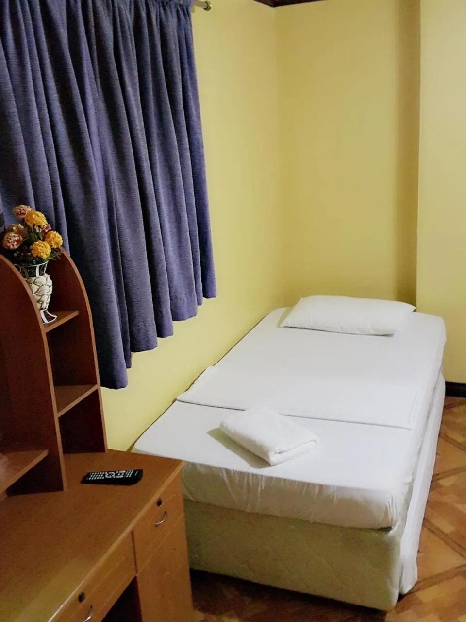 Property building, Bed in Carribean Transient House