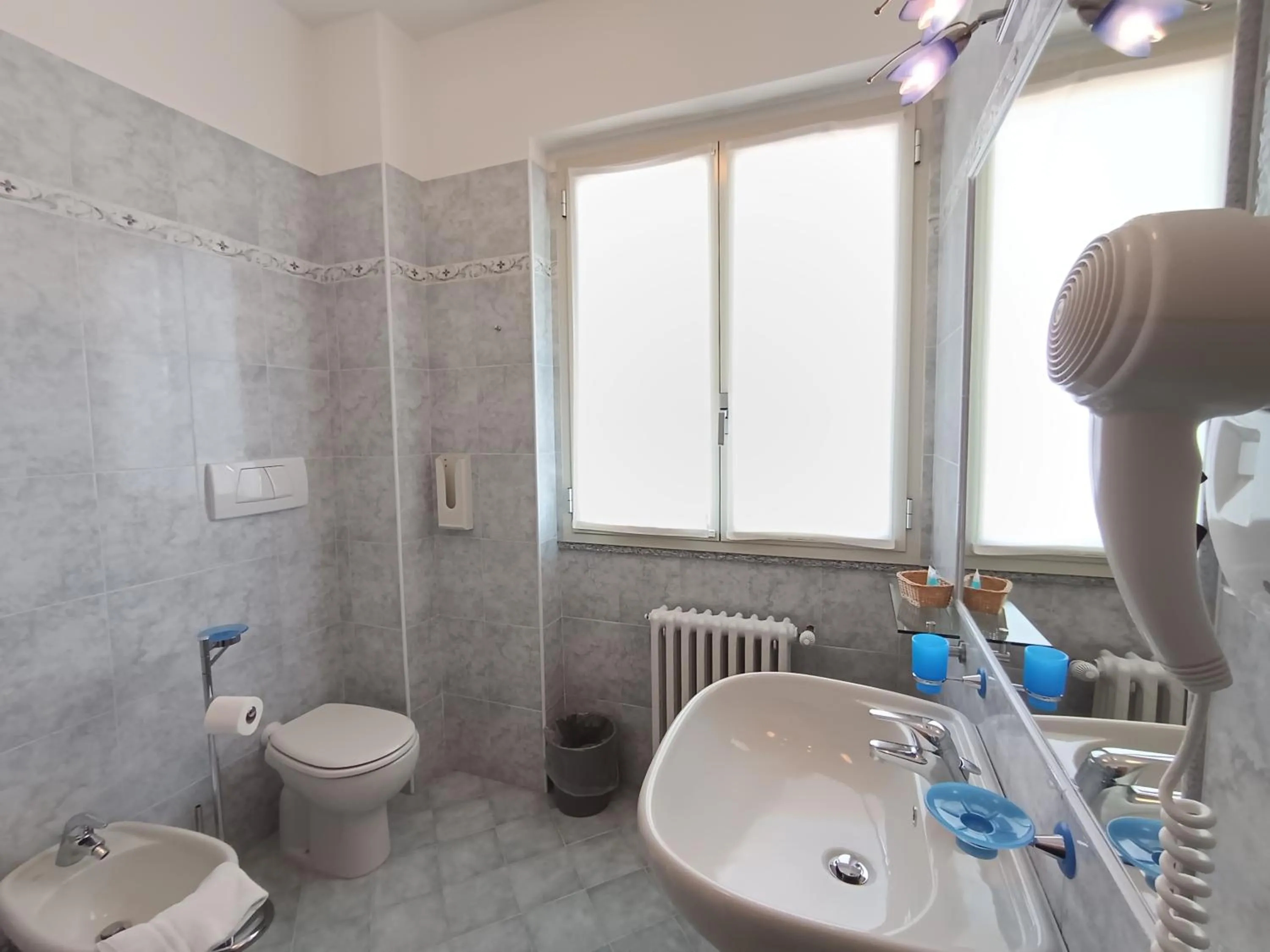 Shower in Hotel BB Villa Orchidea