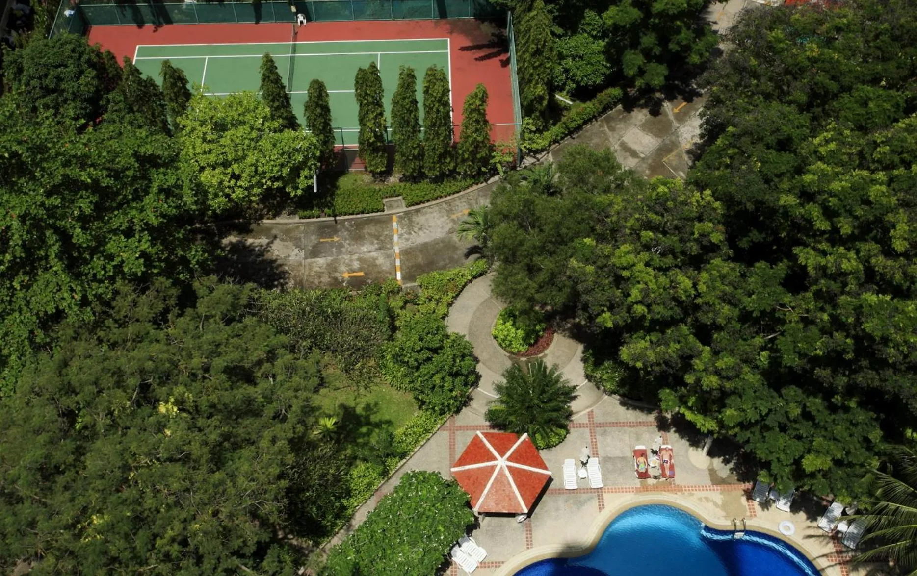 Tennis court in Waterfront Suites Phuket by Centara