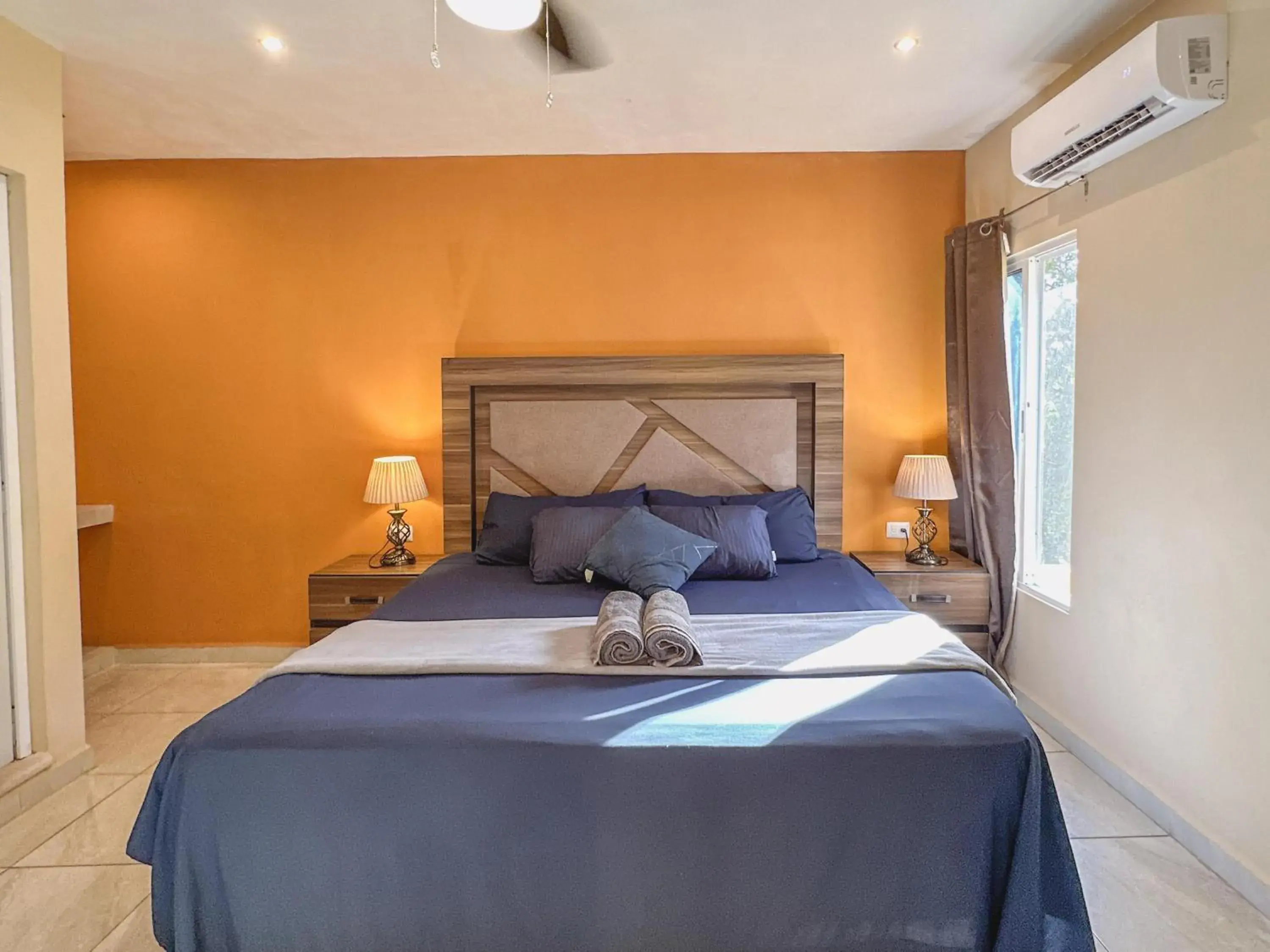 Deluxe Queen Room in Casa Daniels Guesthouse Deluxe Queen Room in Casa Daniels Guesthouse