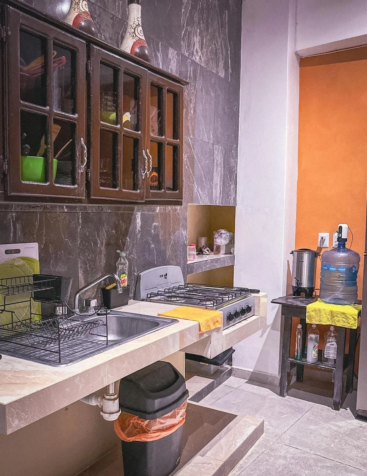 Kitchen or kitchenette in Casa Daniels Guesthouse