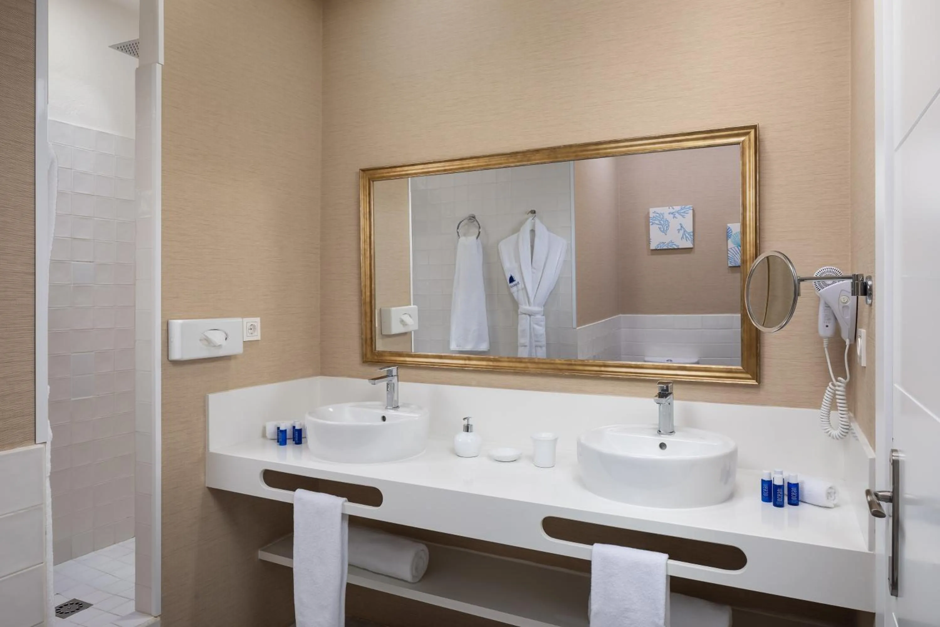 Bathroom in Bahiazul Resort Fuerteventura