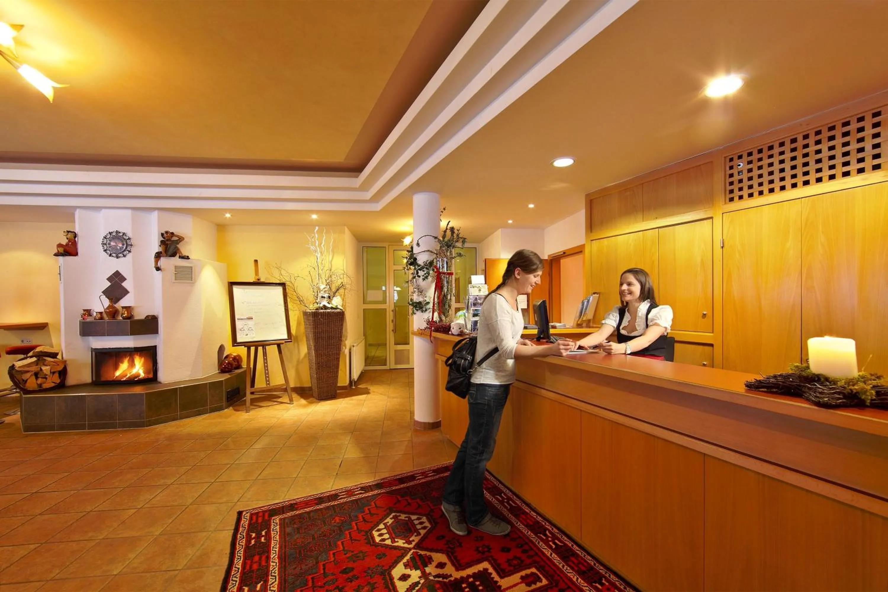 Lobby or reception in Erlebnishotel Fendels