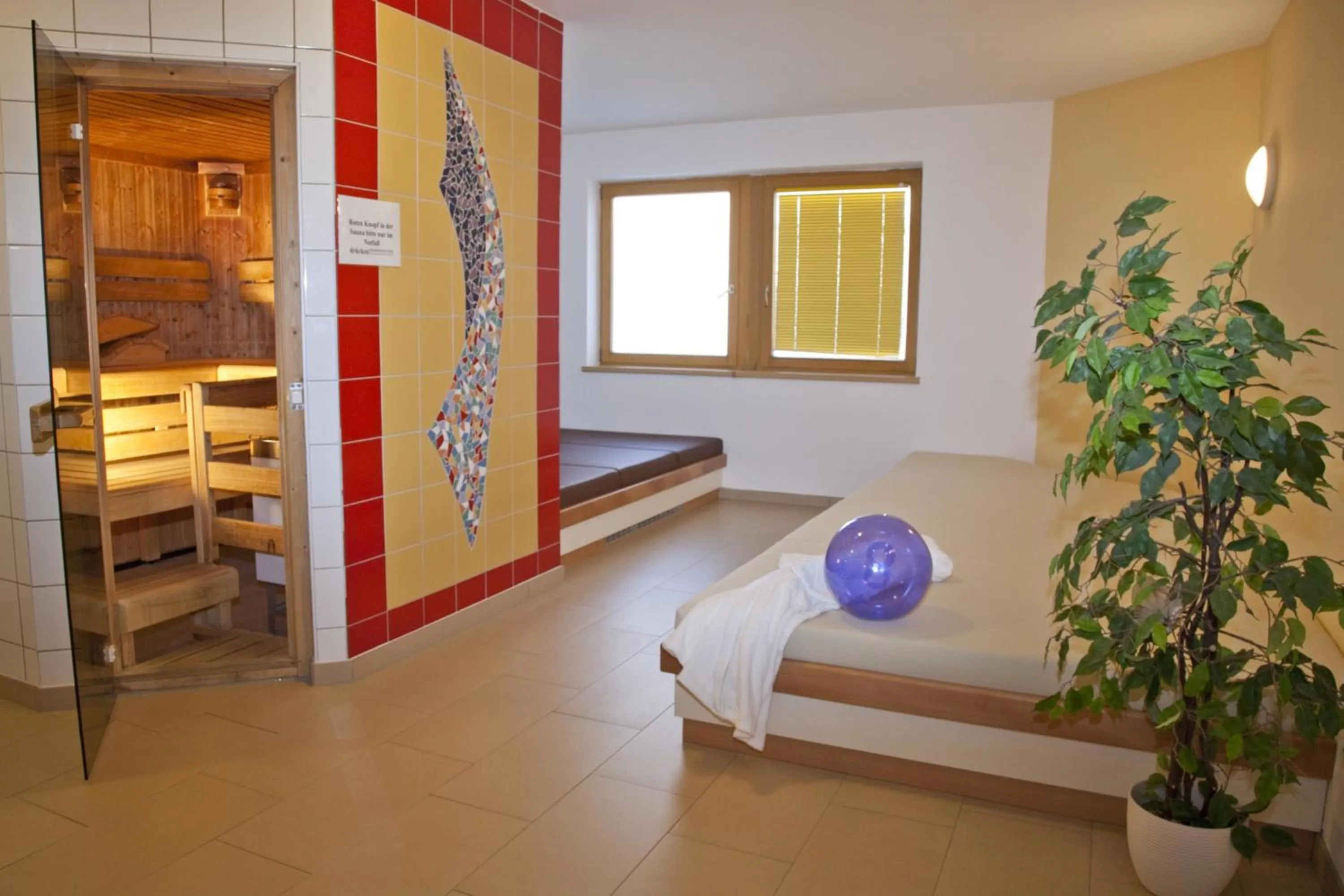 Spa and wellness centre/facilities, Bed in Erlebnishotel Fendels