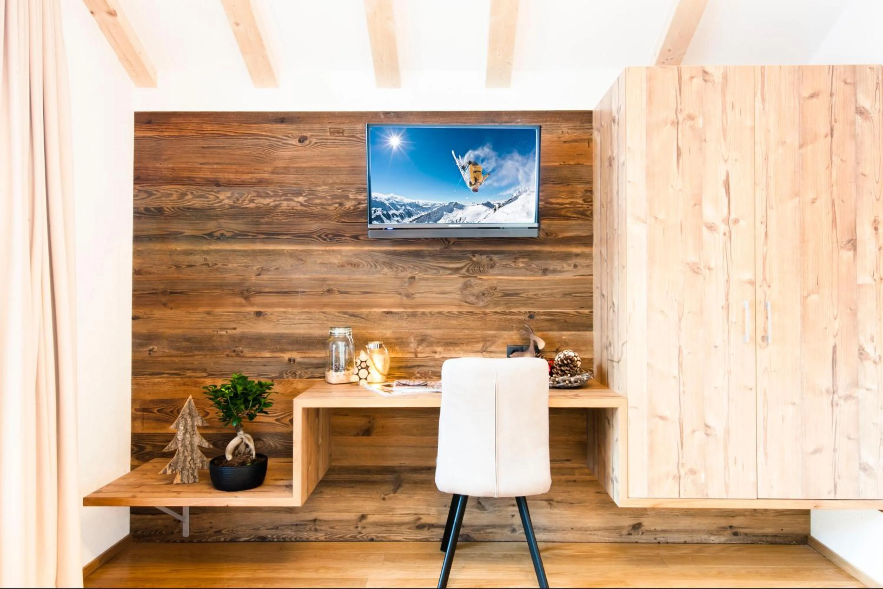 Seating area in Erlebnishotel Fendels