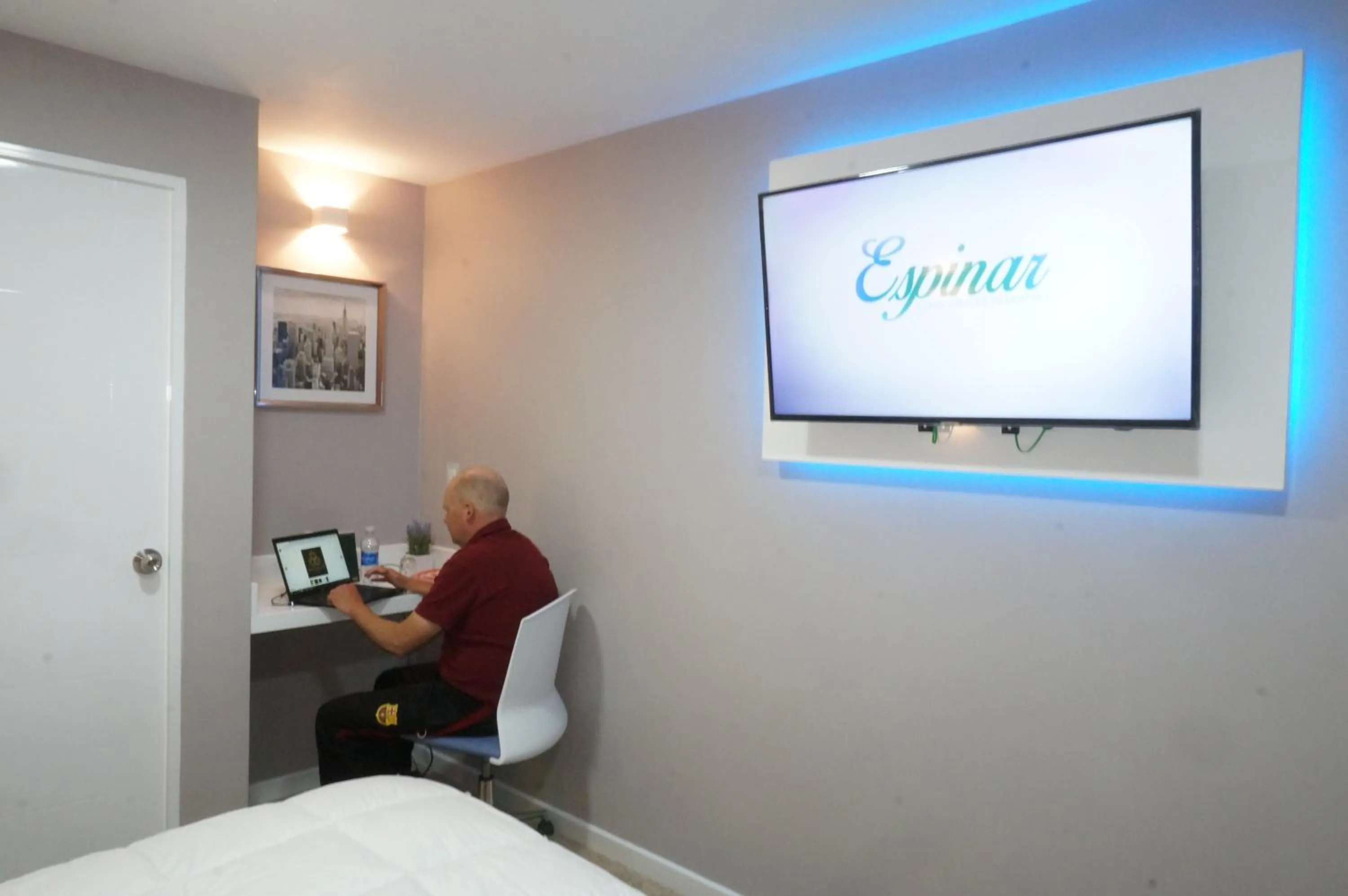 Communal lounge/ TV room in Hotel Don Bartolo