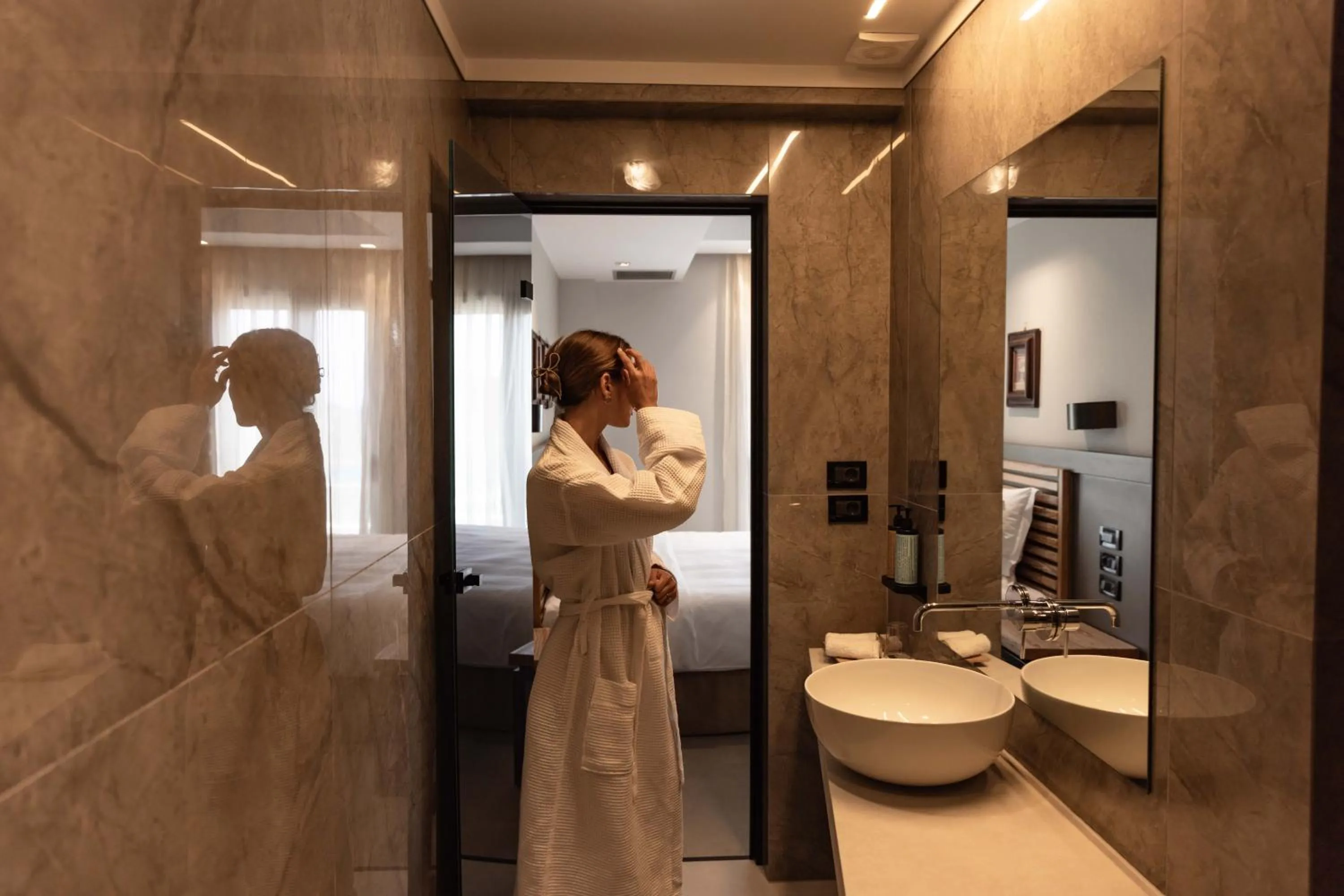 Shower in Movenpick Resort Agios Nikolaos Sivota