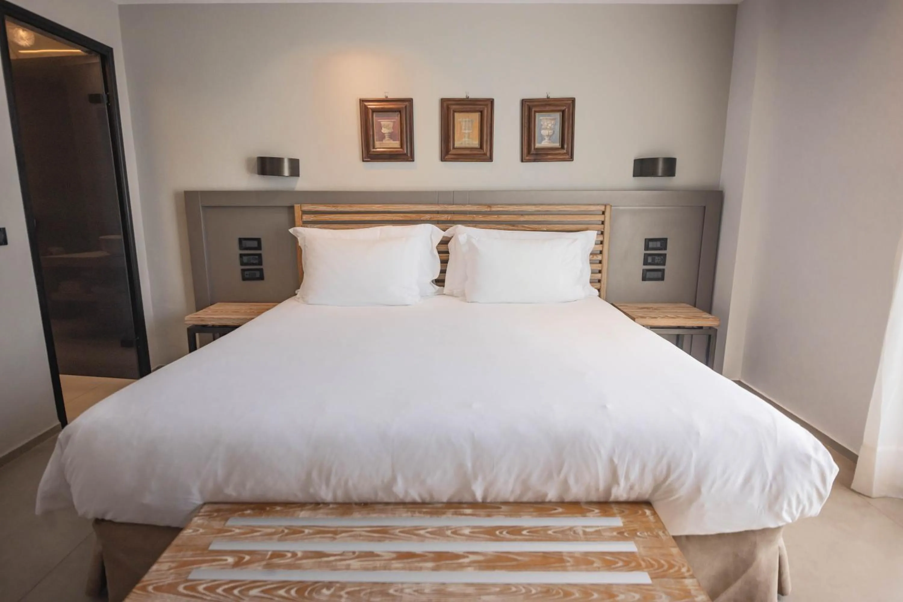 Bed in Movenpick Resort Agios Nikolaos Sivota