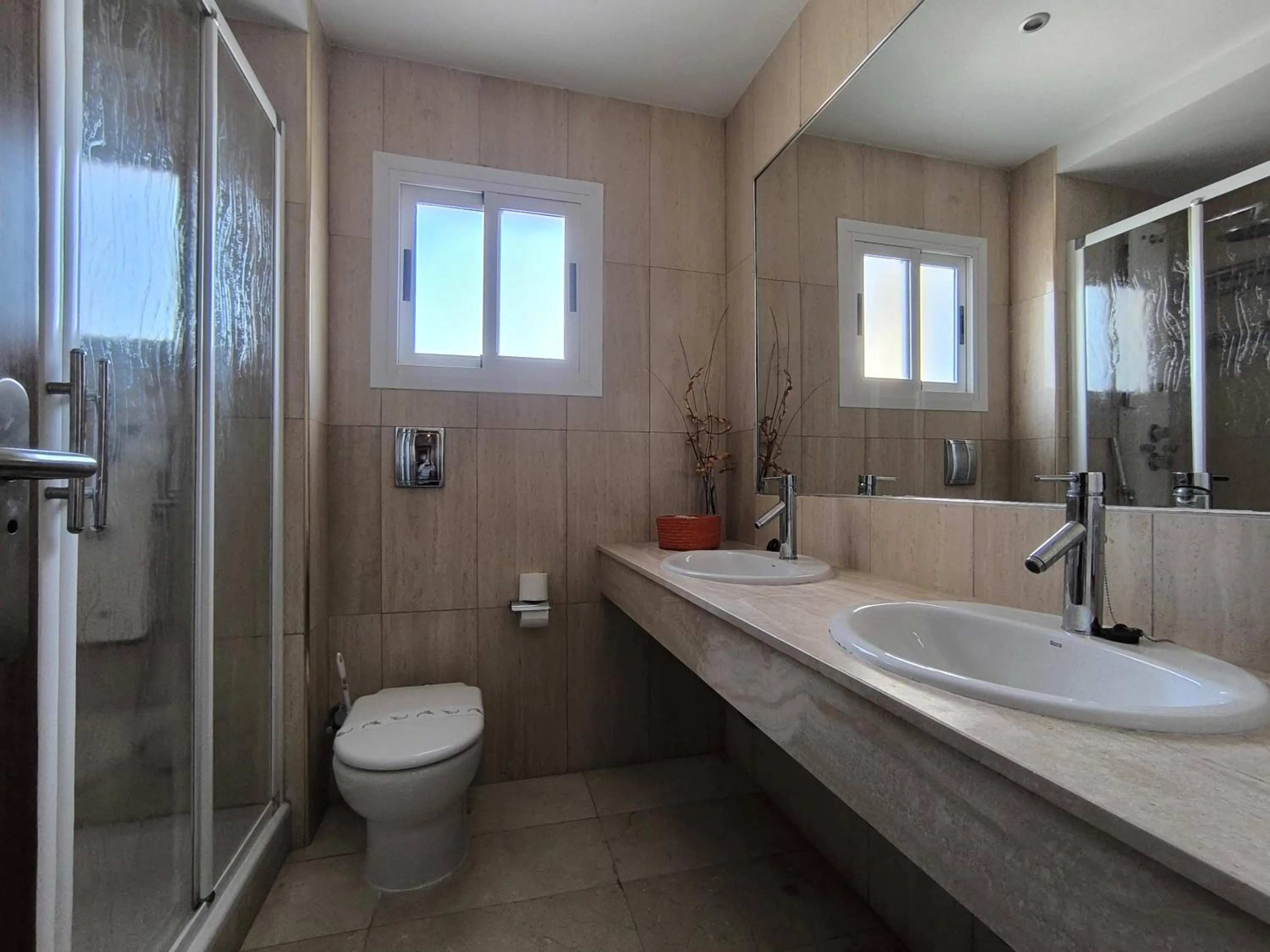 Bathroom in Hotel Santa Barbara