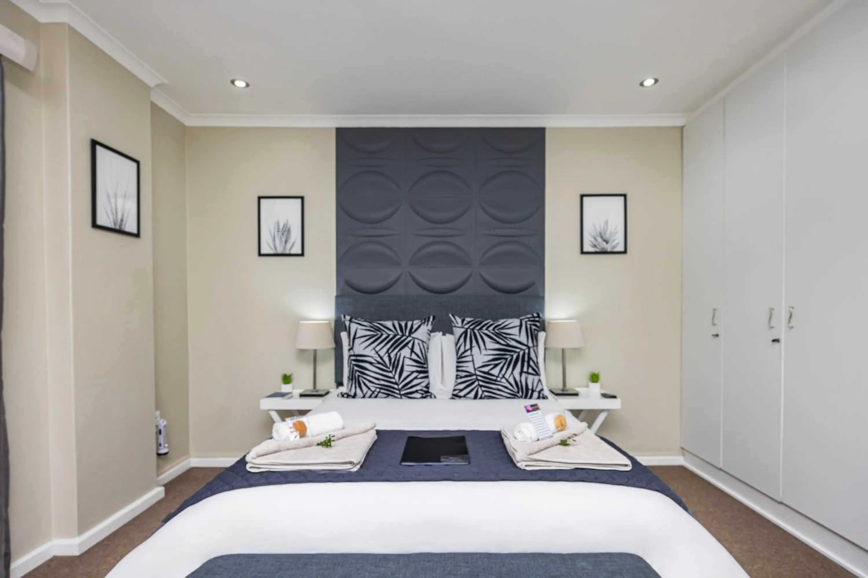 Bed in Plattekloof Premium Lodge