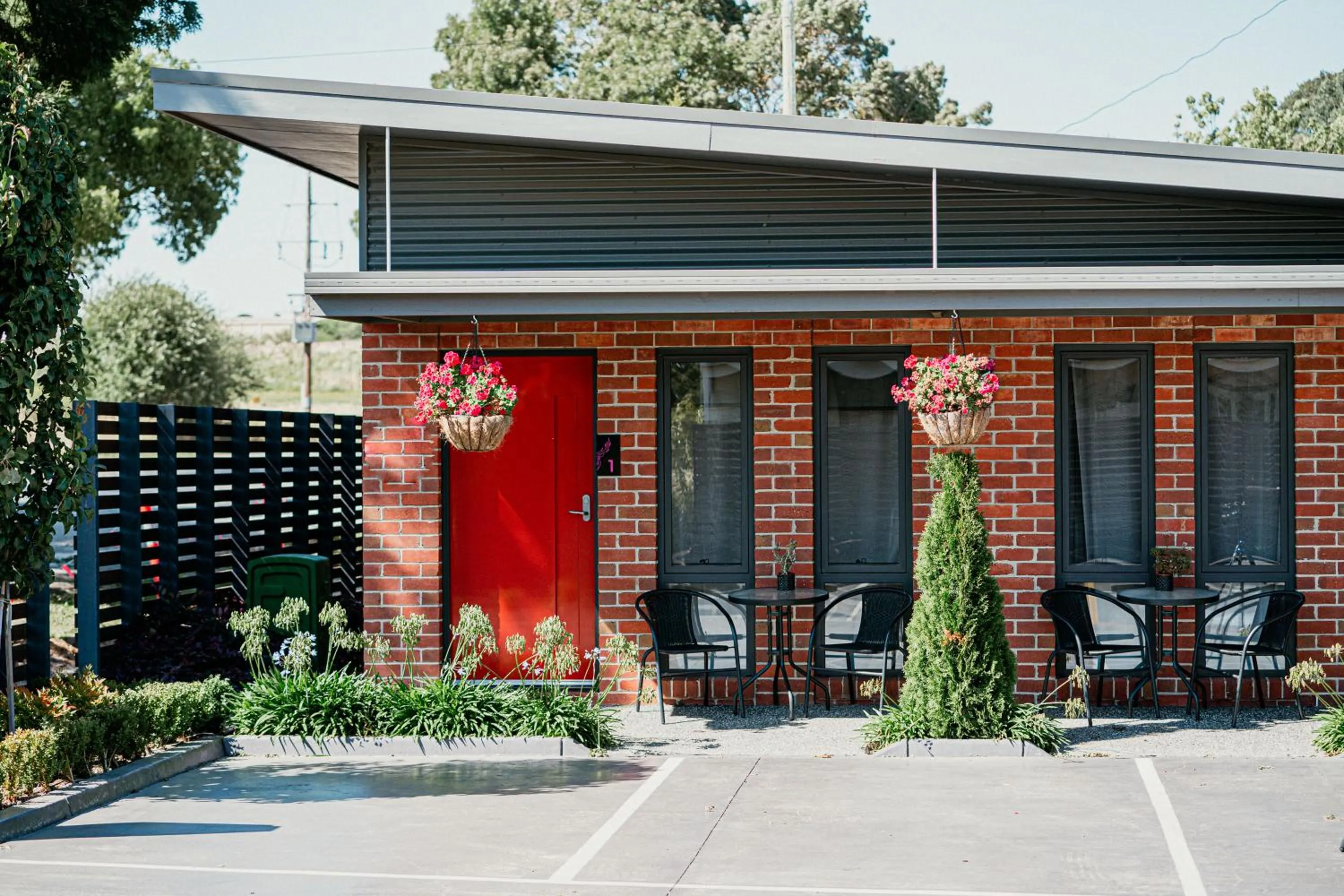 Property building in Daylesford Art Motel