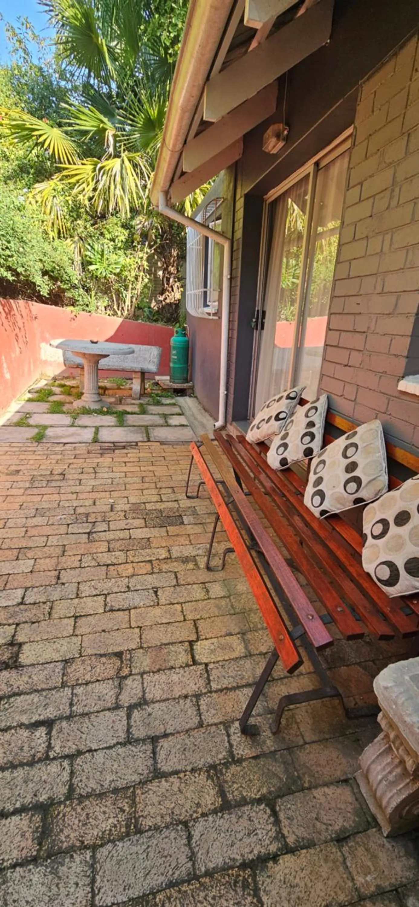 Balcony/Terrace in Old Vic Travellers Inn Nelspruit