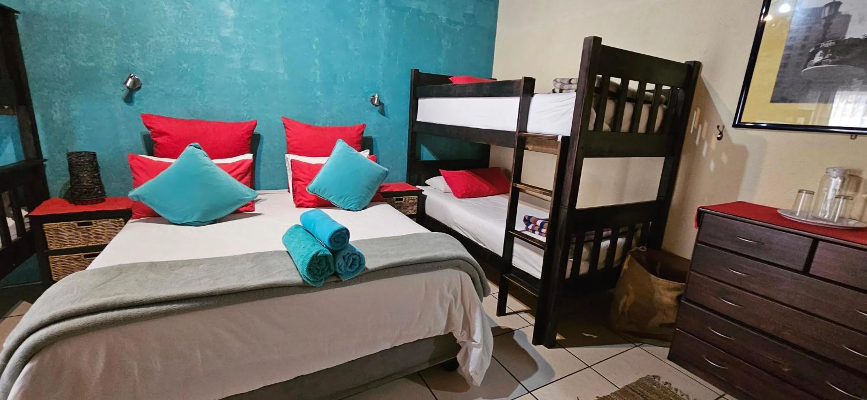 Bedroom, Bed in Old Vic Travellers Inn Nelspruit