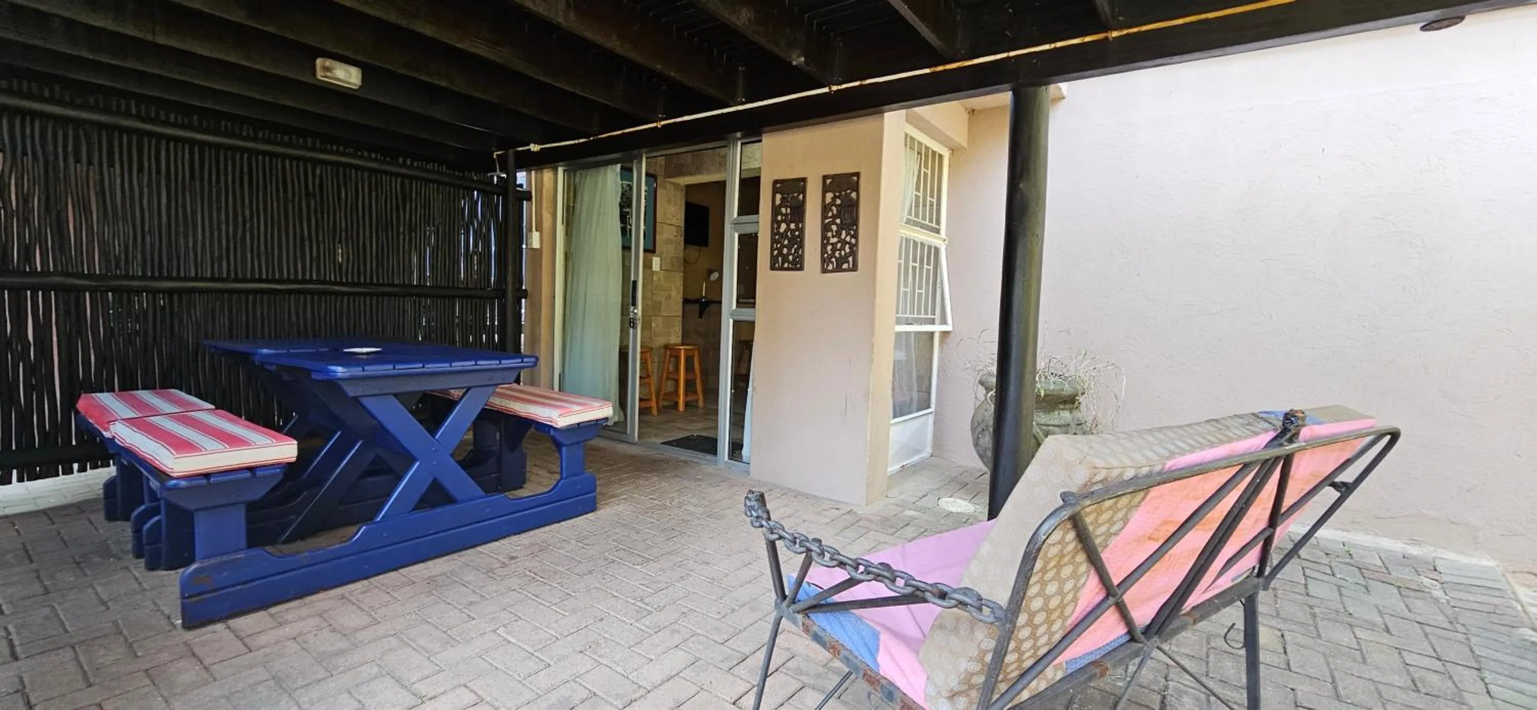 Balcony/Terrace in Old Vic Travellers Inn Nelspruit