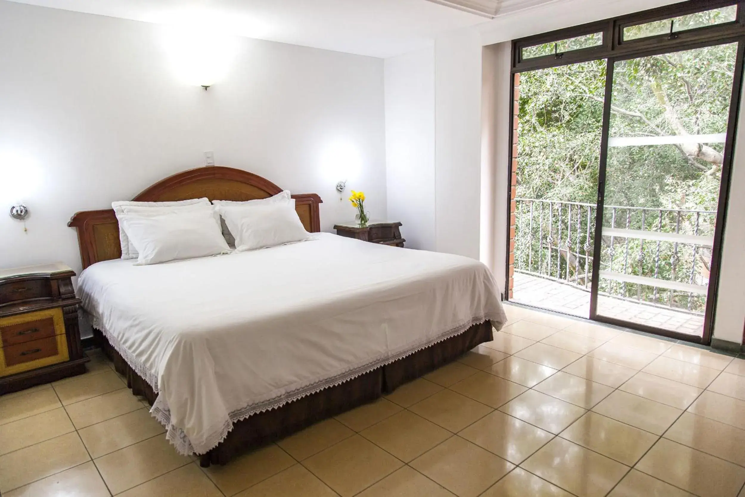 Bed in Hotel Casa Laureles Bed in Hotel Casa Laureles