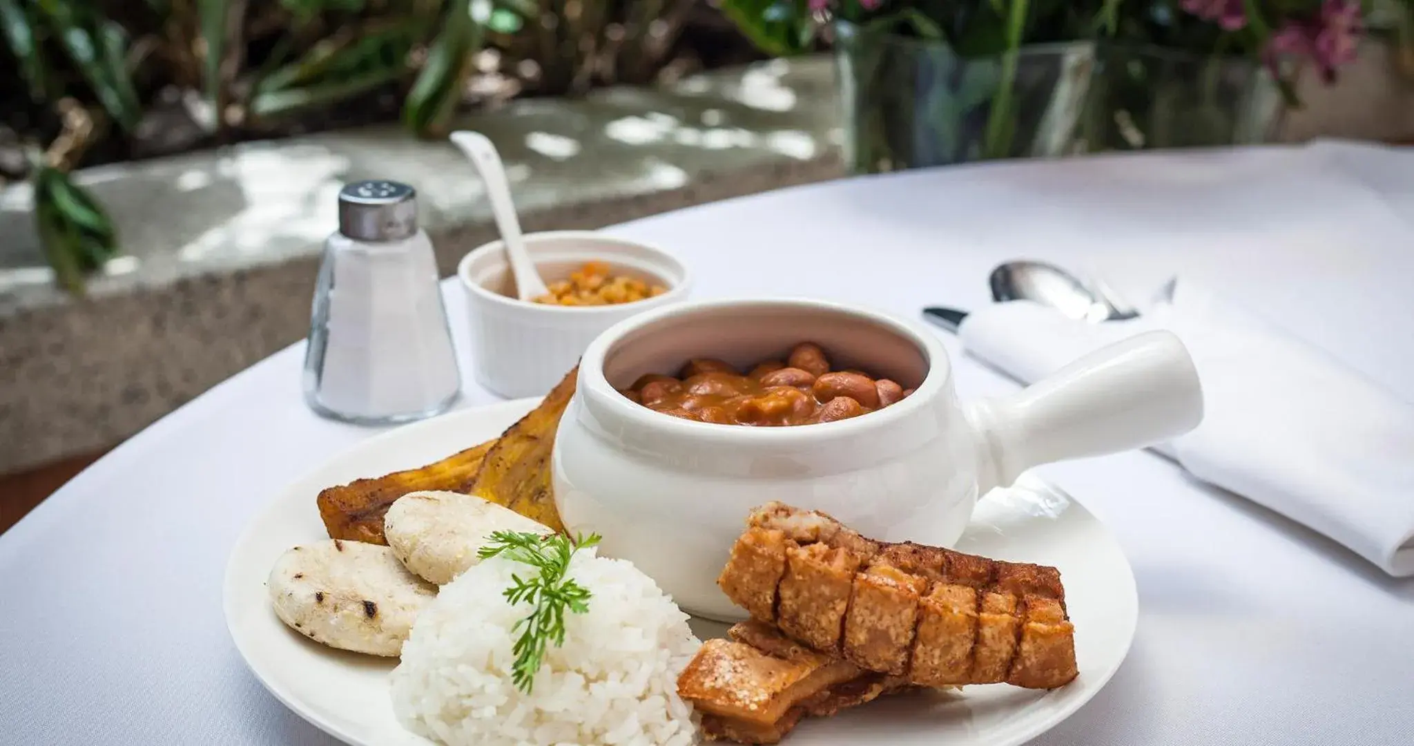 Restaurant/places to eat in Hotel Casa Laureles Restaurant/places to eat in Hotel Casa Laureles