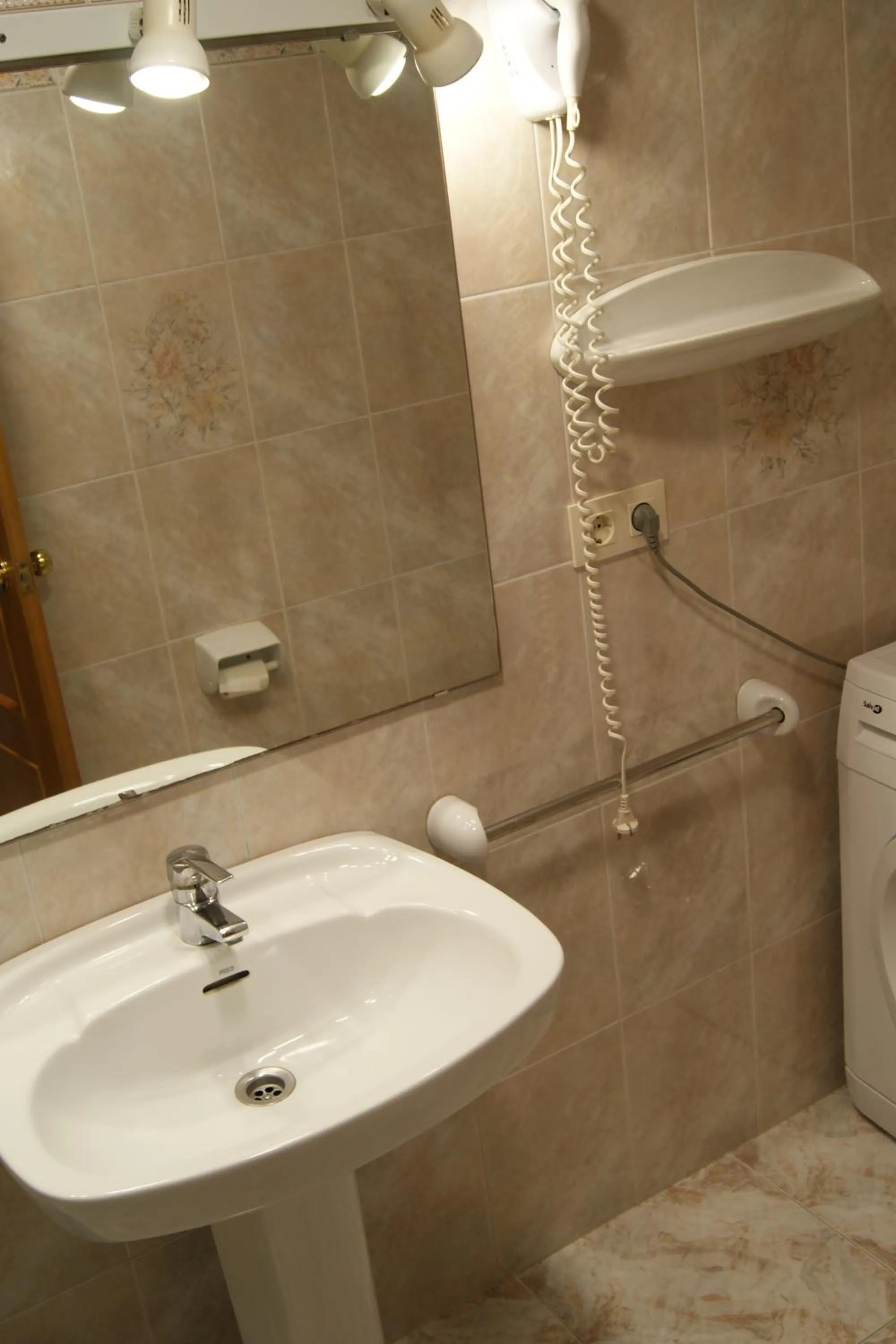Toilet in Hostal Santa Clara