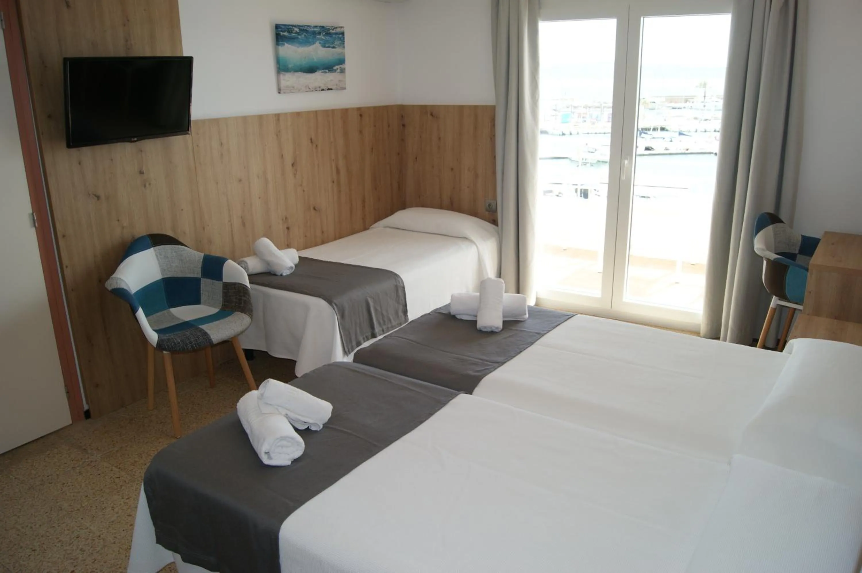 Bed in Hostal Santa Clara