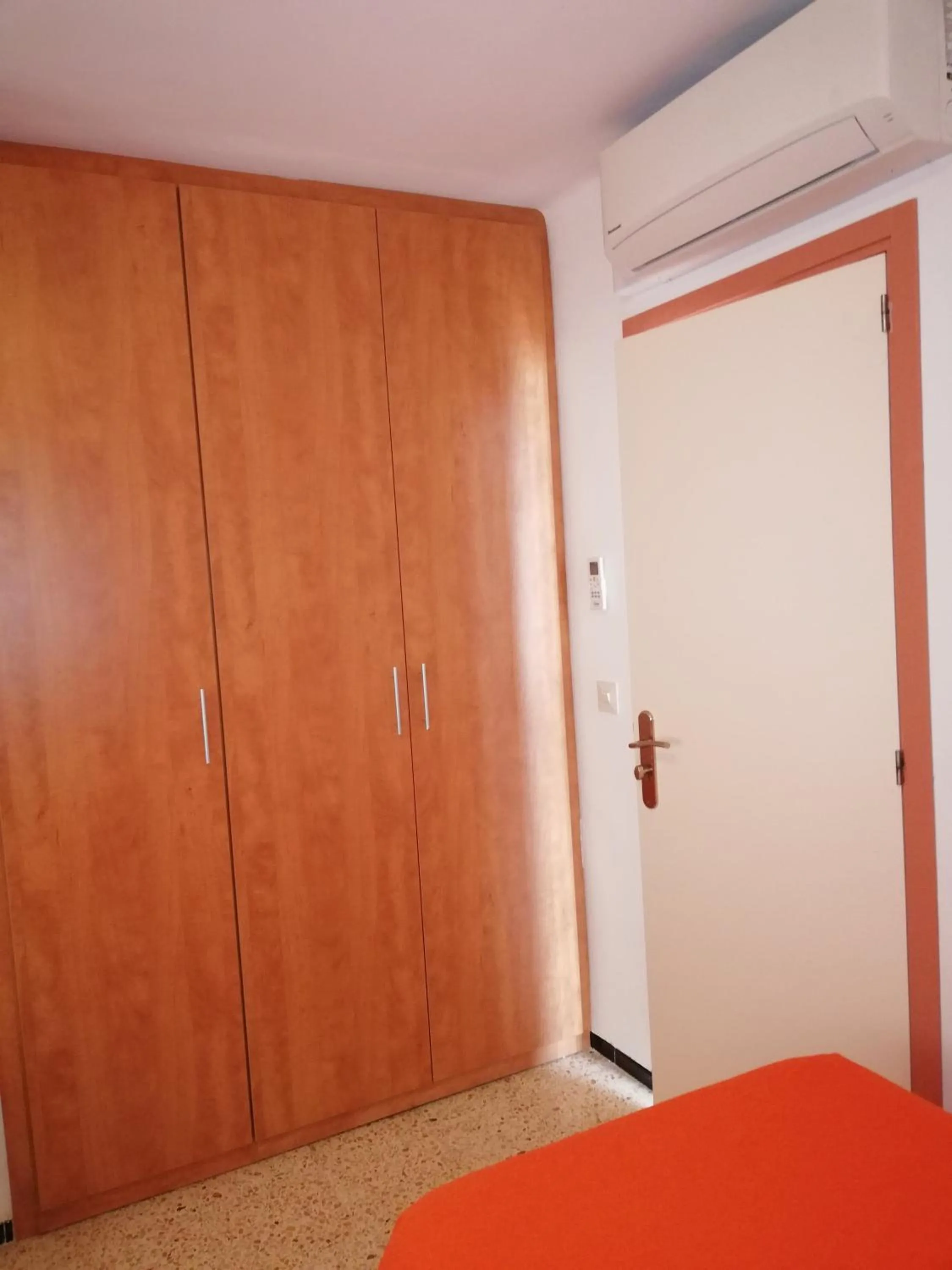 air conditioner in Hostal Santa Clara