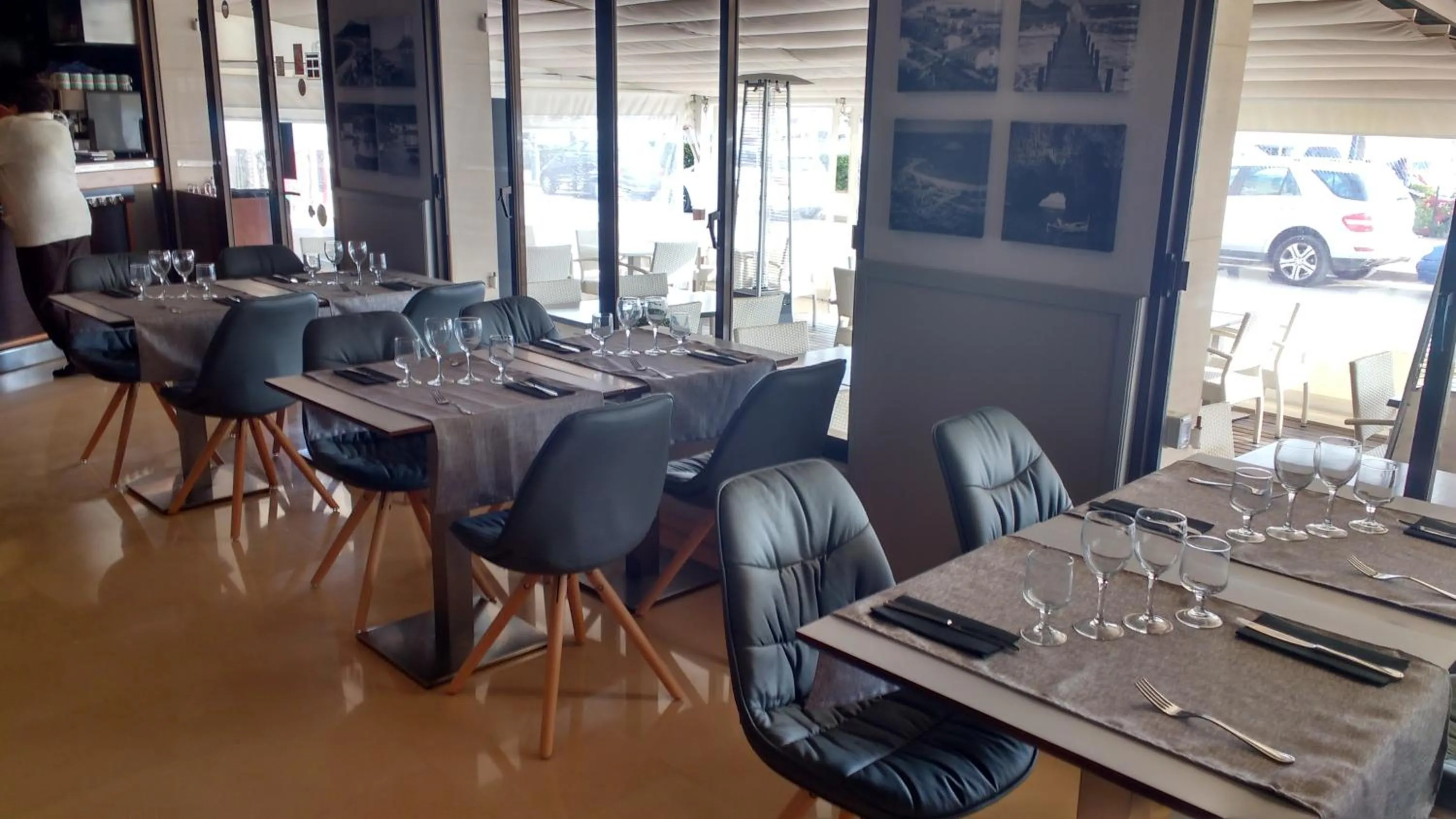 Restaurant/places to eat in Hostal Santa Clara