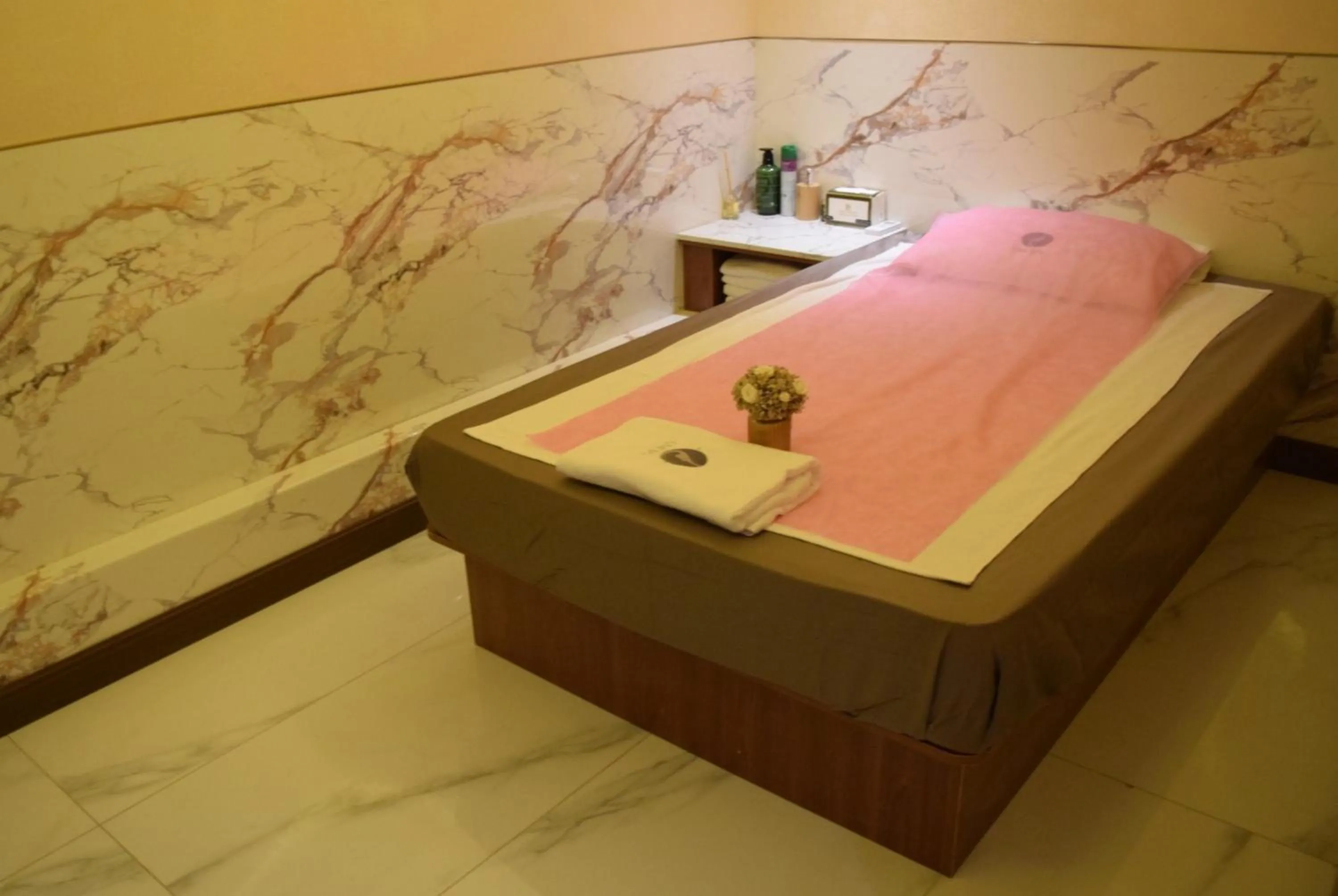 Spa and wellness centre/facilities in Golden Tulip Nizwa Hotel