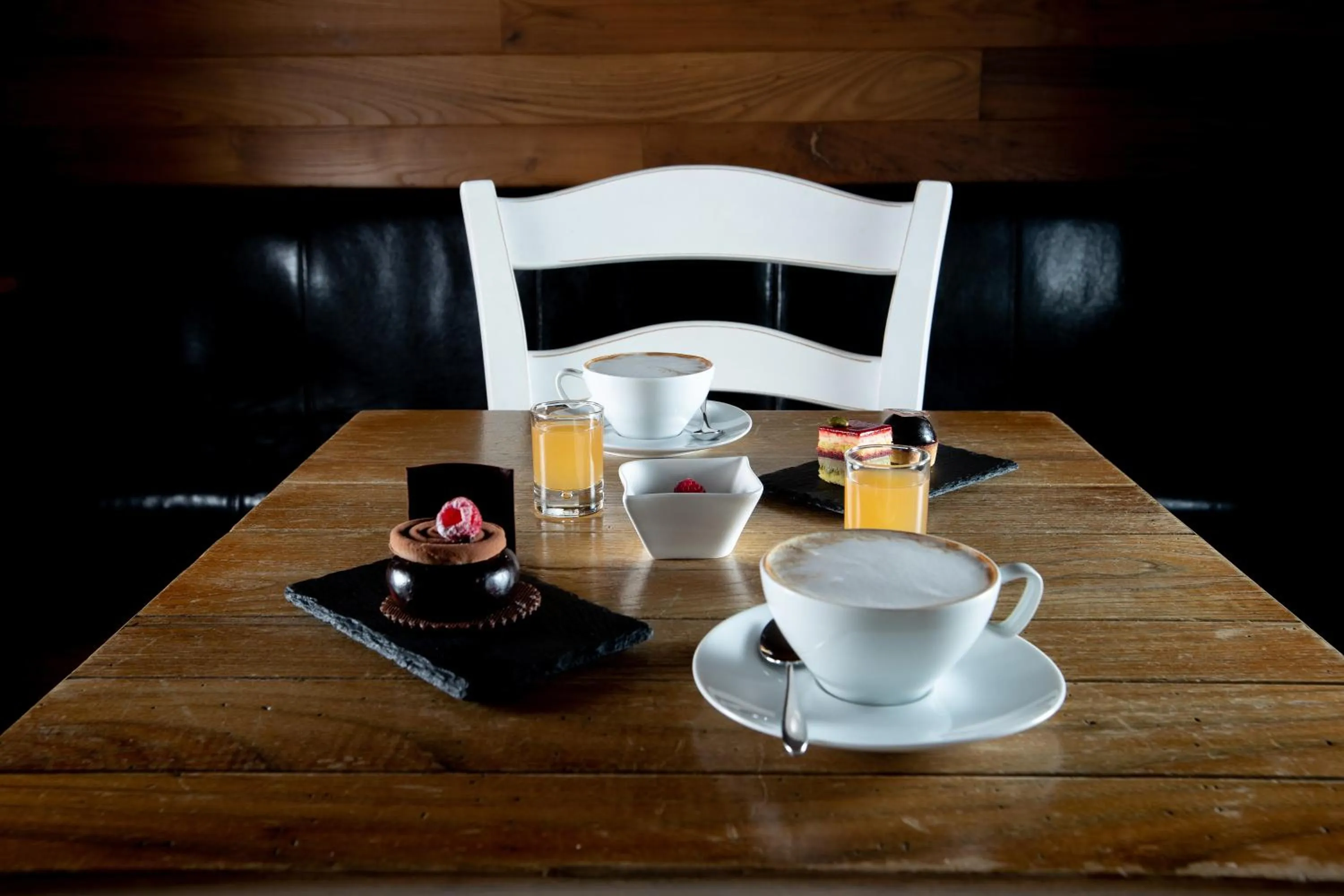 Lounge or bar in Sottovento Luxury Hospitality