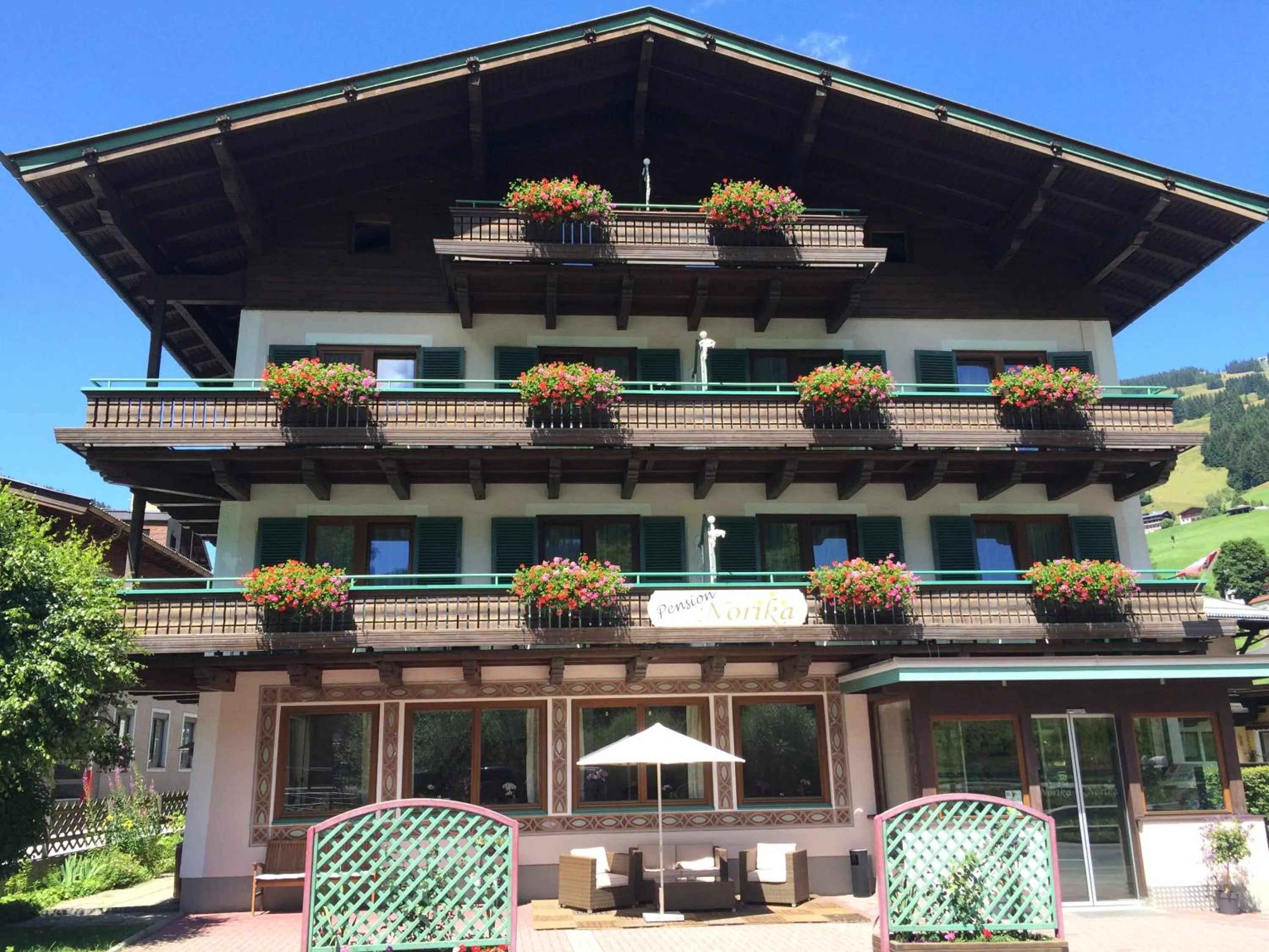 Facade/entrance in Pension Norika