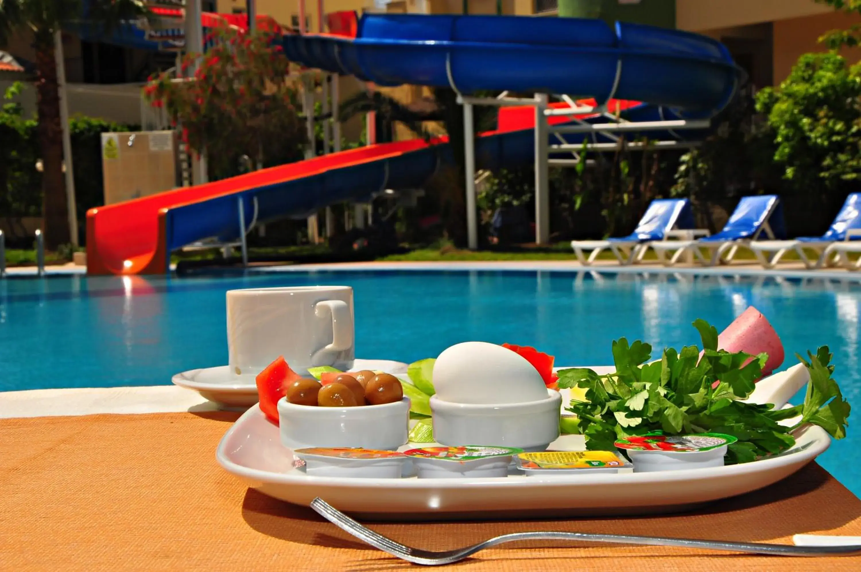 Breakfast in Melissa Garden Apart Hotel Breakfast in Melissa Garden Apart Hotel