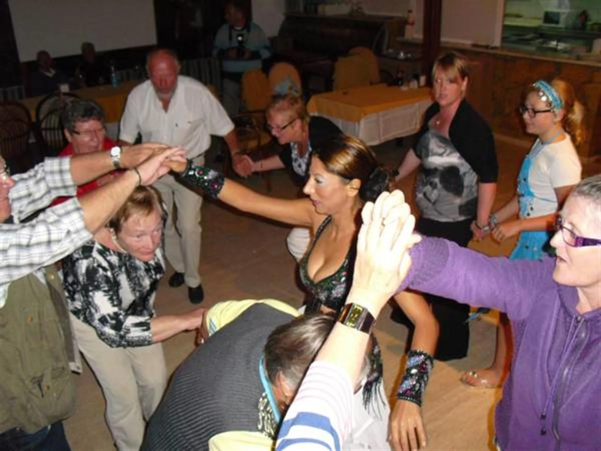 Evening entertainment in Melissa Garden Apart Hotel