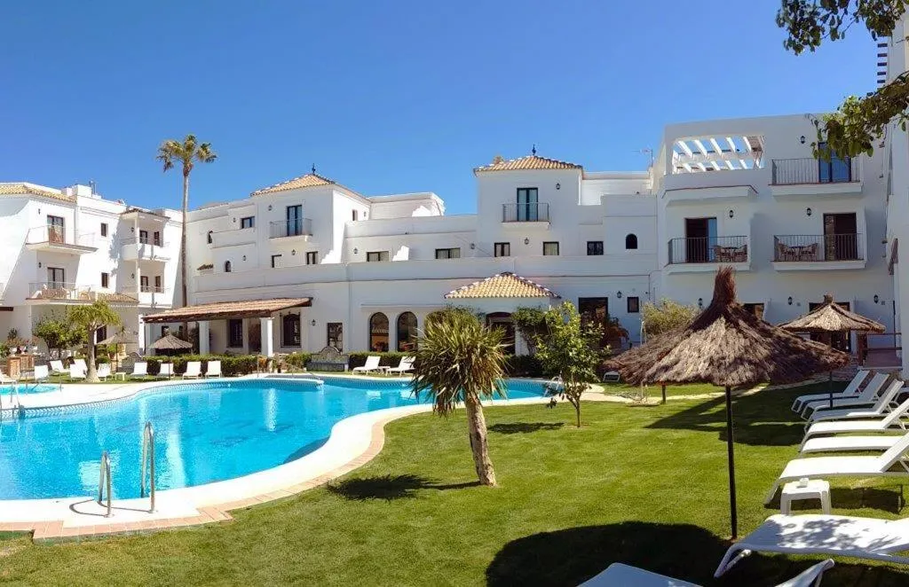Hotel Doña Lola Zahara