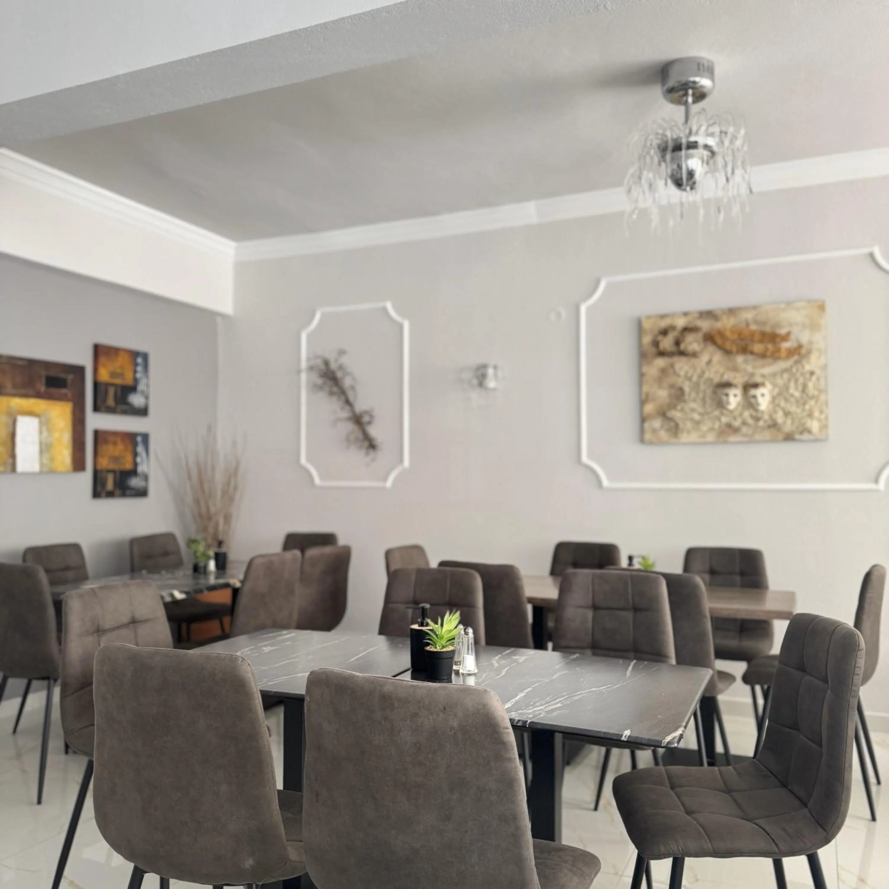 Dining area in Posidon Studios