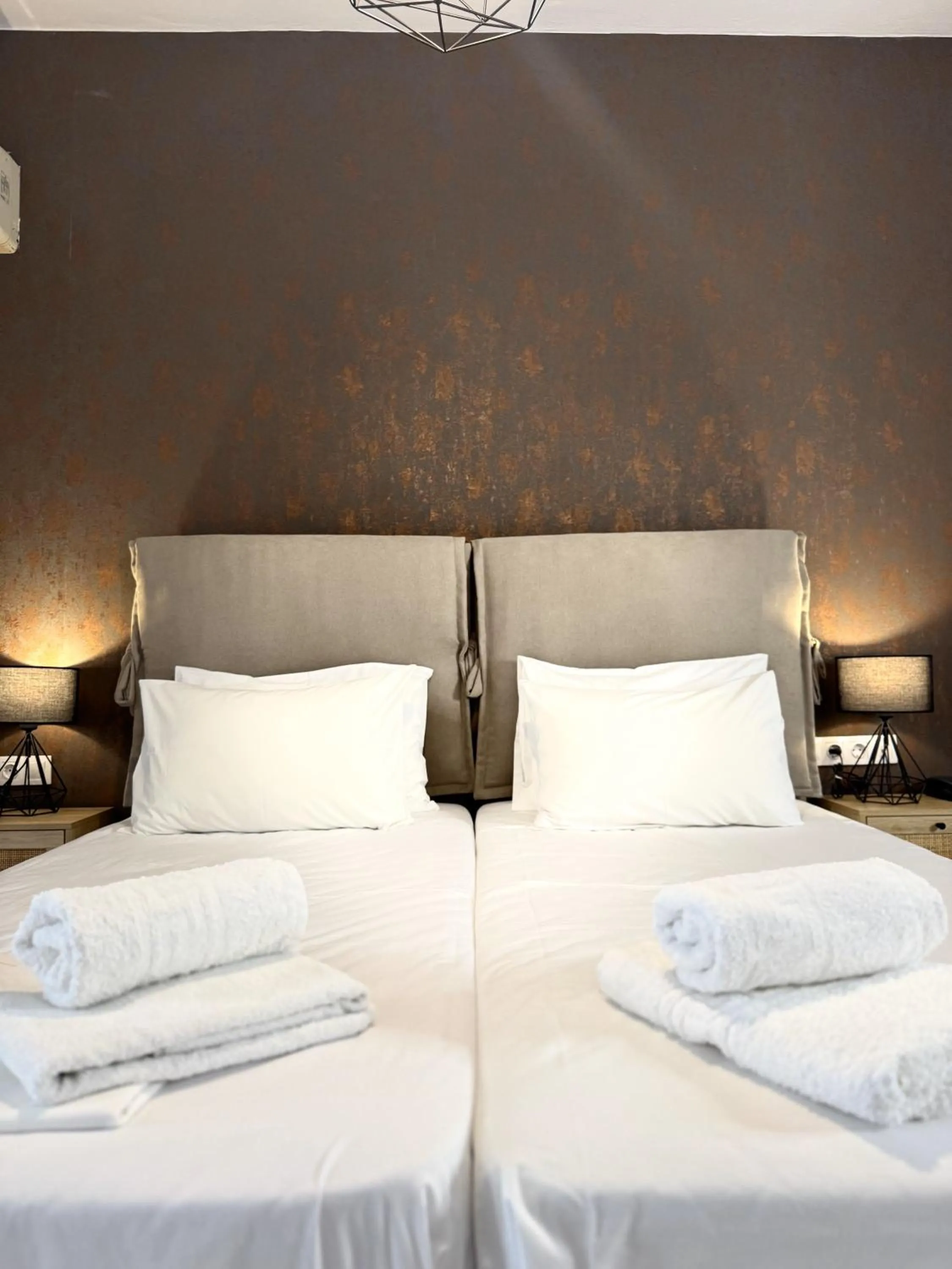 Bed in Posidon Studios