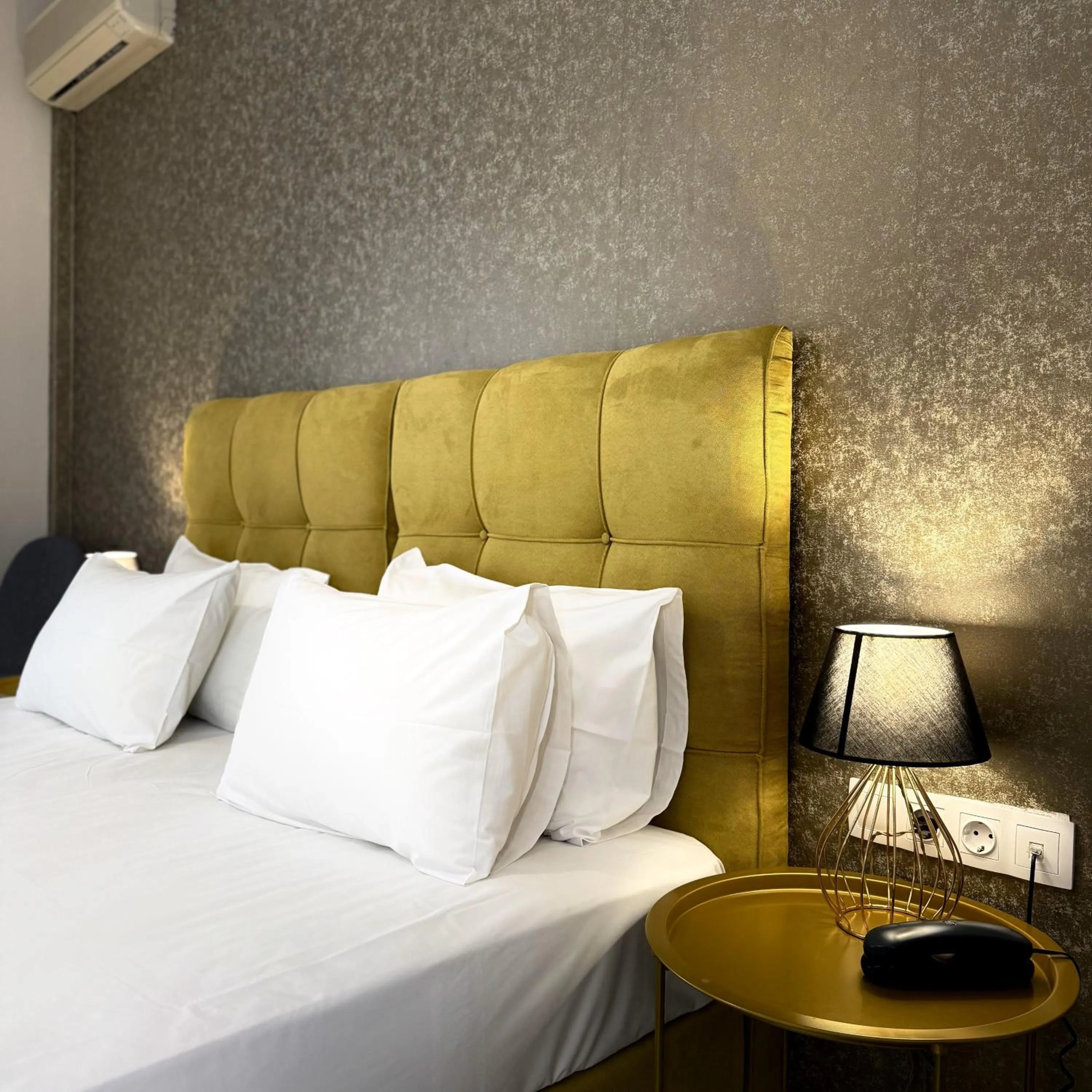 Bed in Posidon Studios
