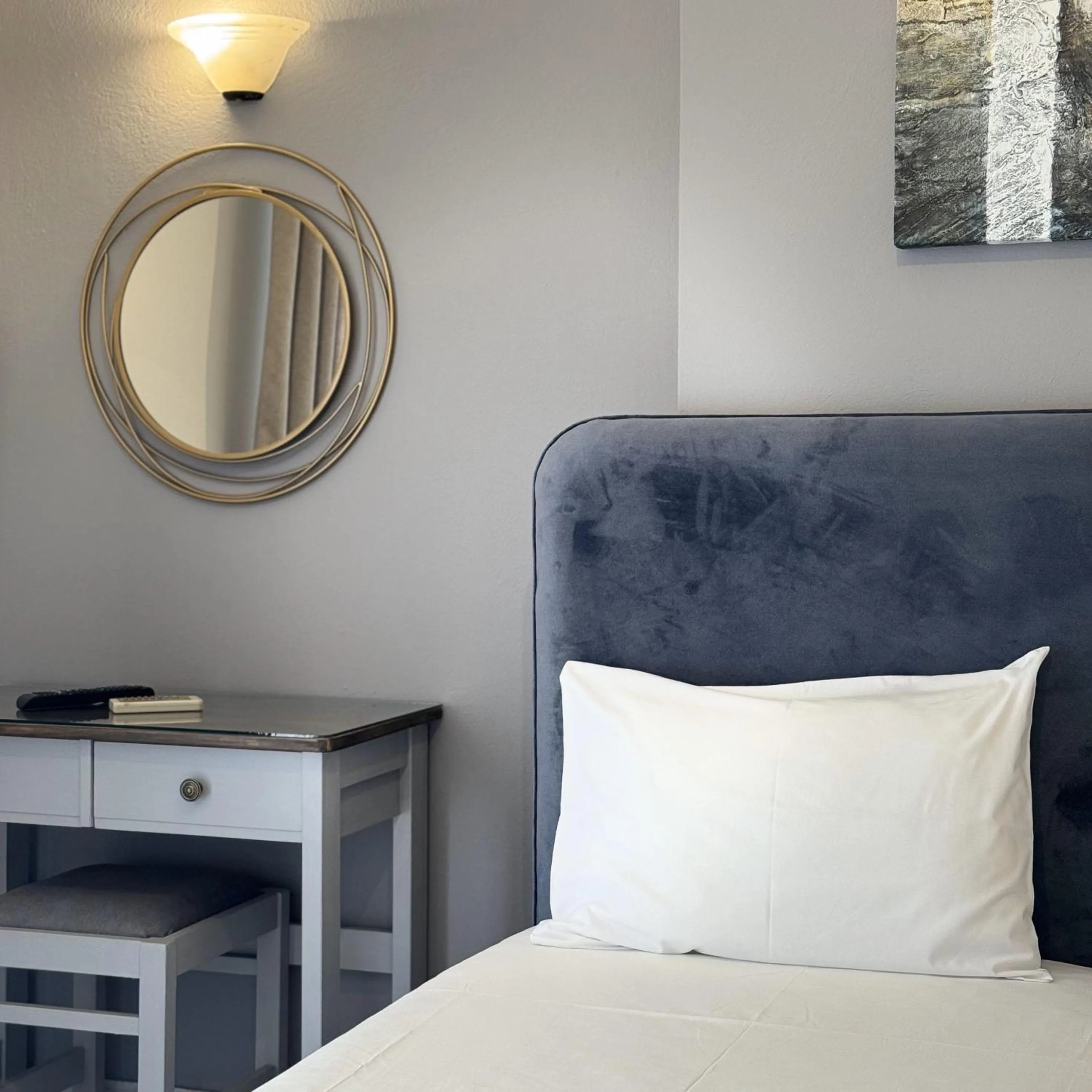 Bed in Posidon Studios