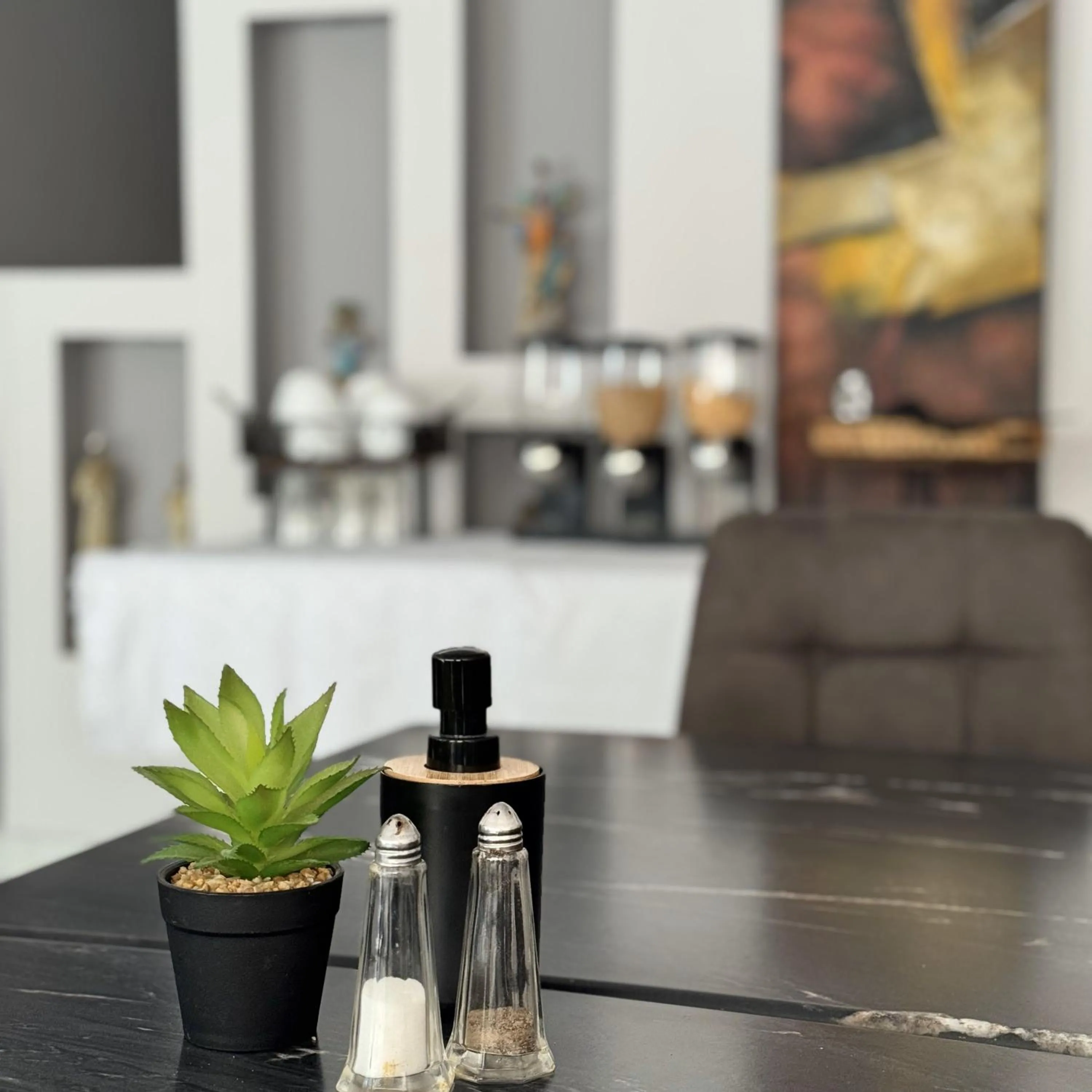 Dining area in Posidon Studios