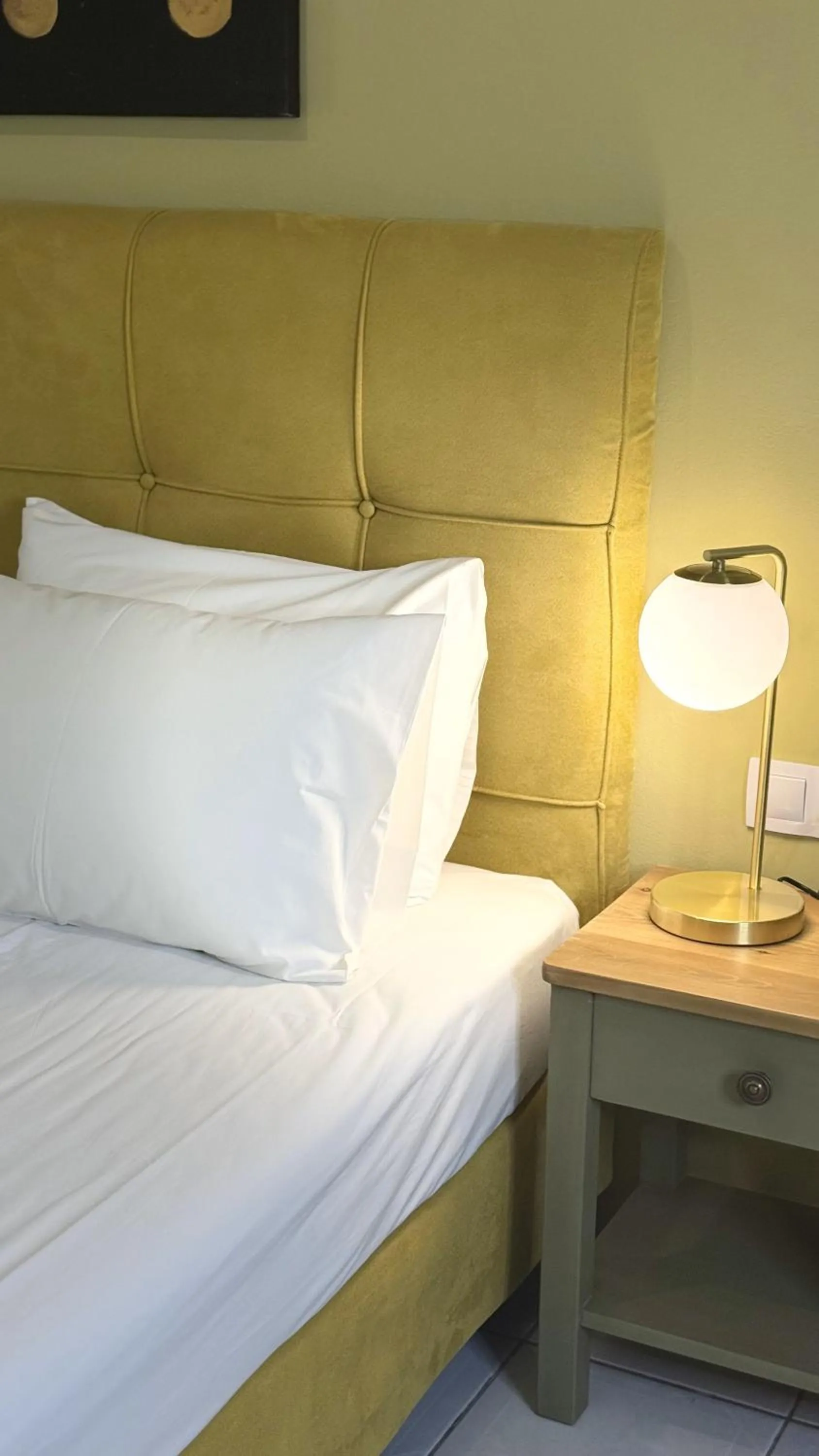 Bed in Posidon Studios