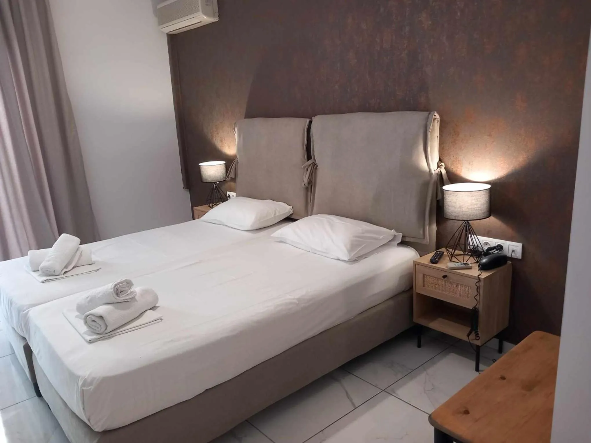 Bed in Posidon Studios