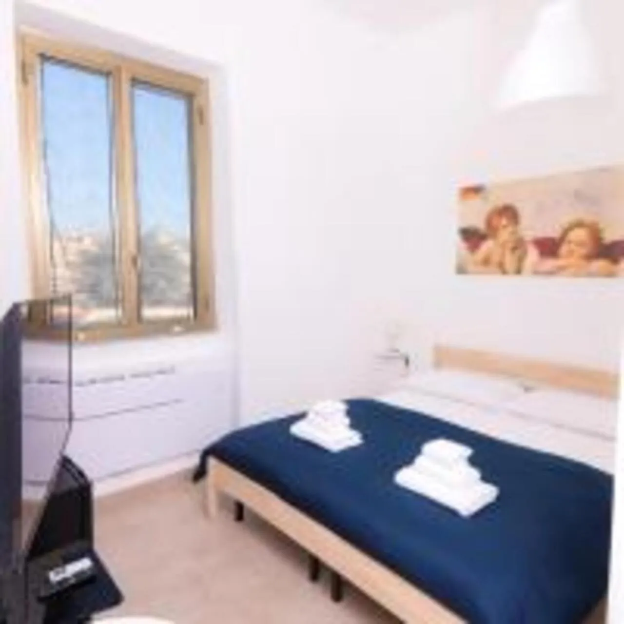 TV and multimedia, Bed in Cielo Vaticano Guest House