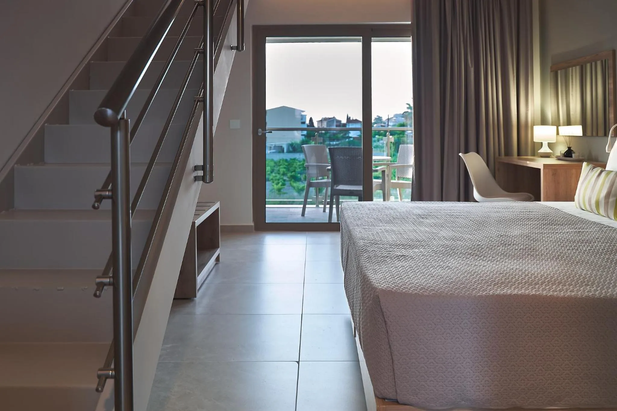 Photo of the whole room, Bed in Grapevines Hotel