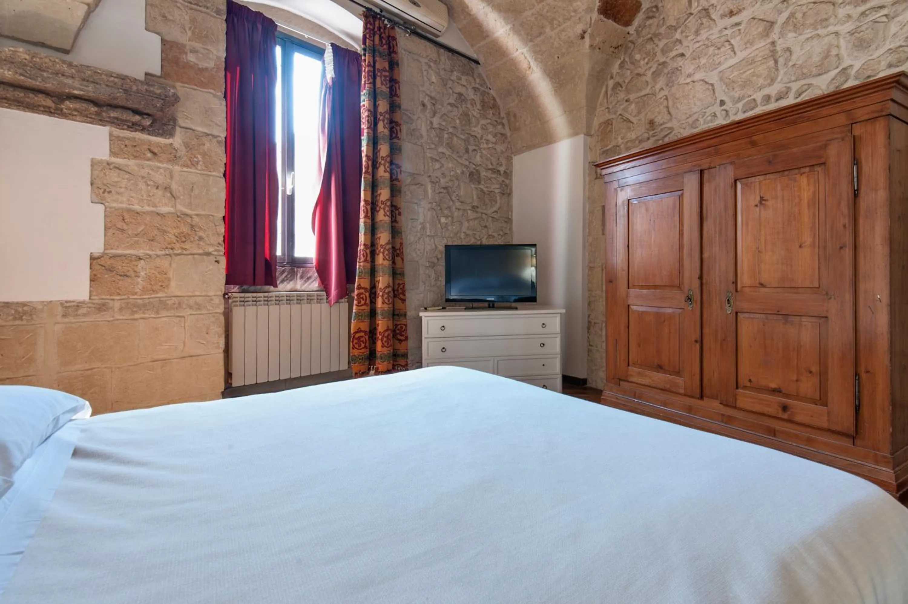 Bedroom, Bed in Chiesa Greca Suites - Lecce Selection