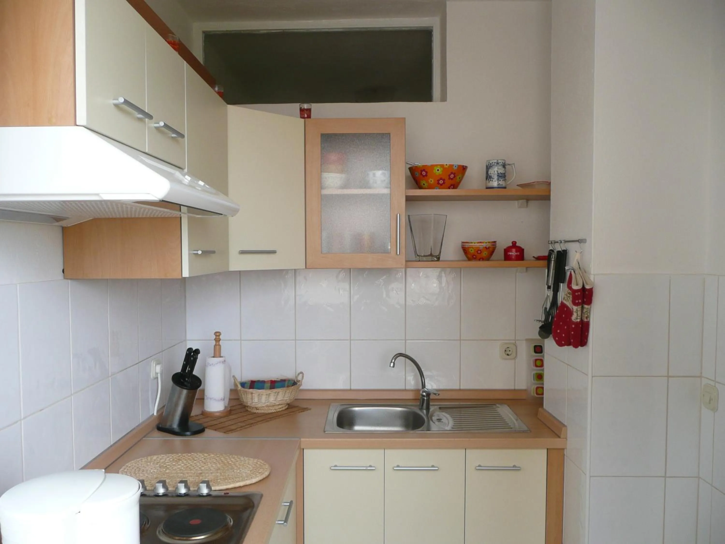 Coffee/tea facilities in Apartments Toni, Borik