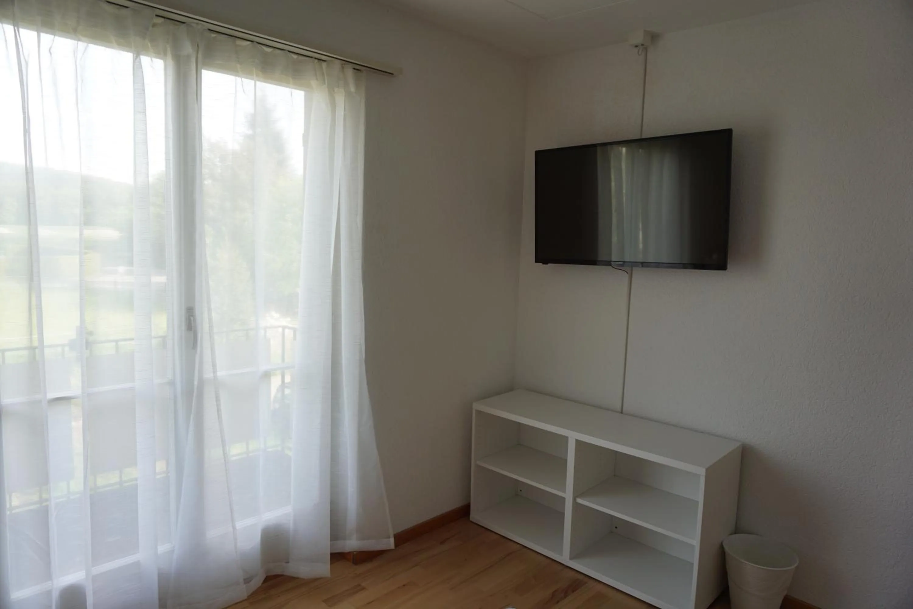 Decorative detail in good bed wynau